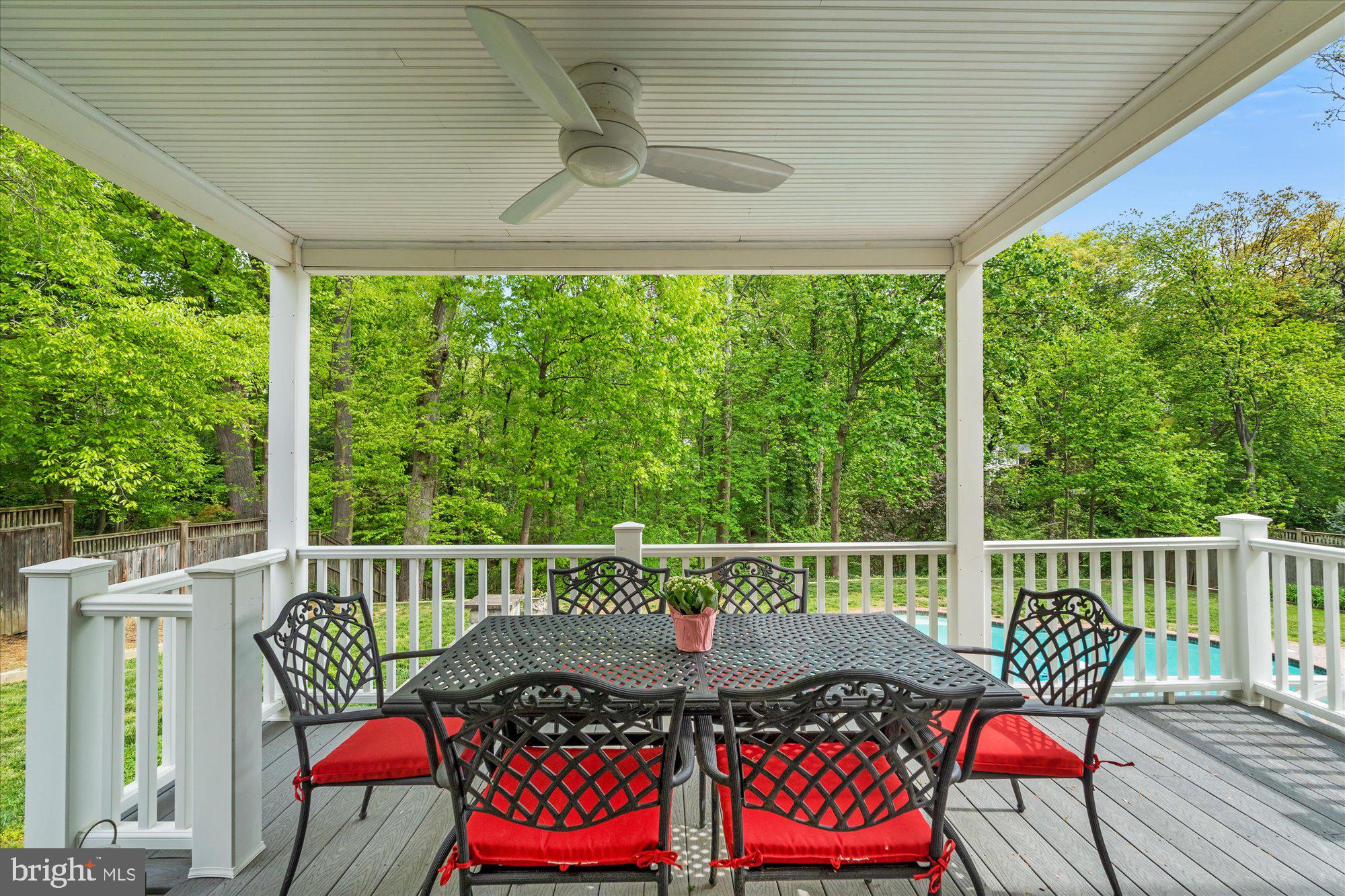 WAYNEWOOD - Residential