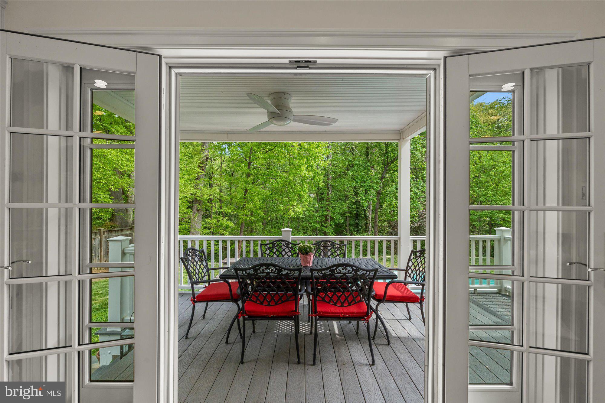 WAYNEWOOD - Residential