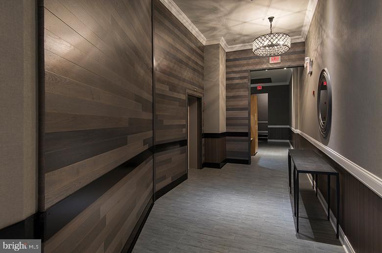 CENTER CITY - Residential Lease