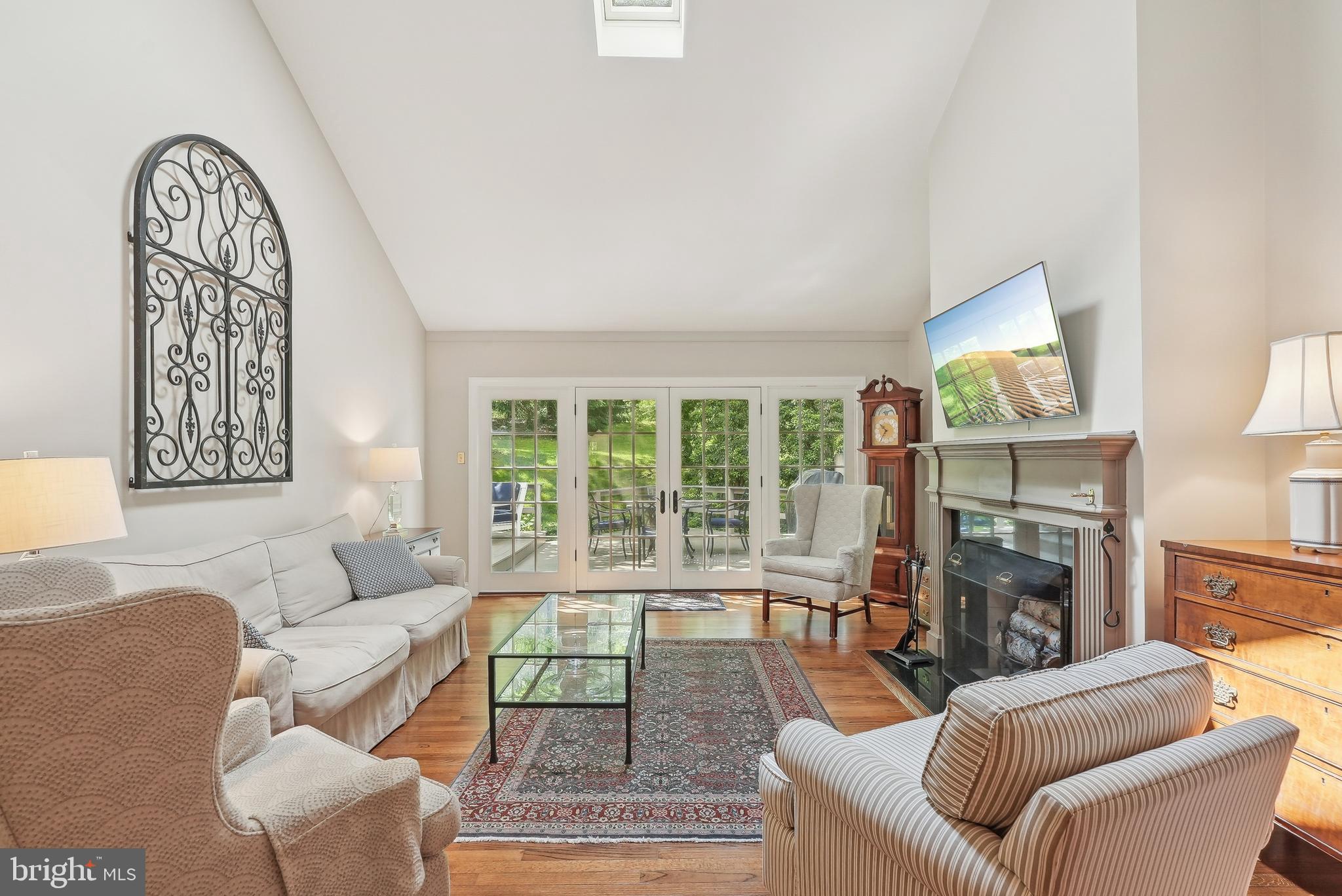 DEVONSHIRE - Residential
