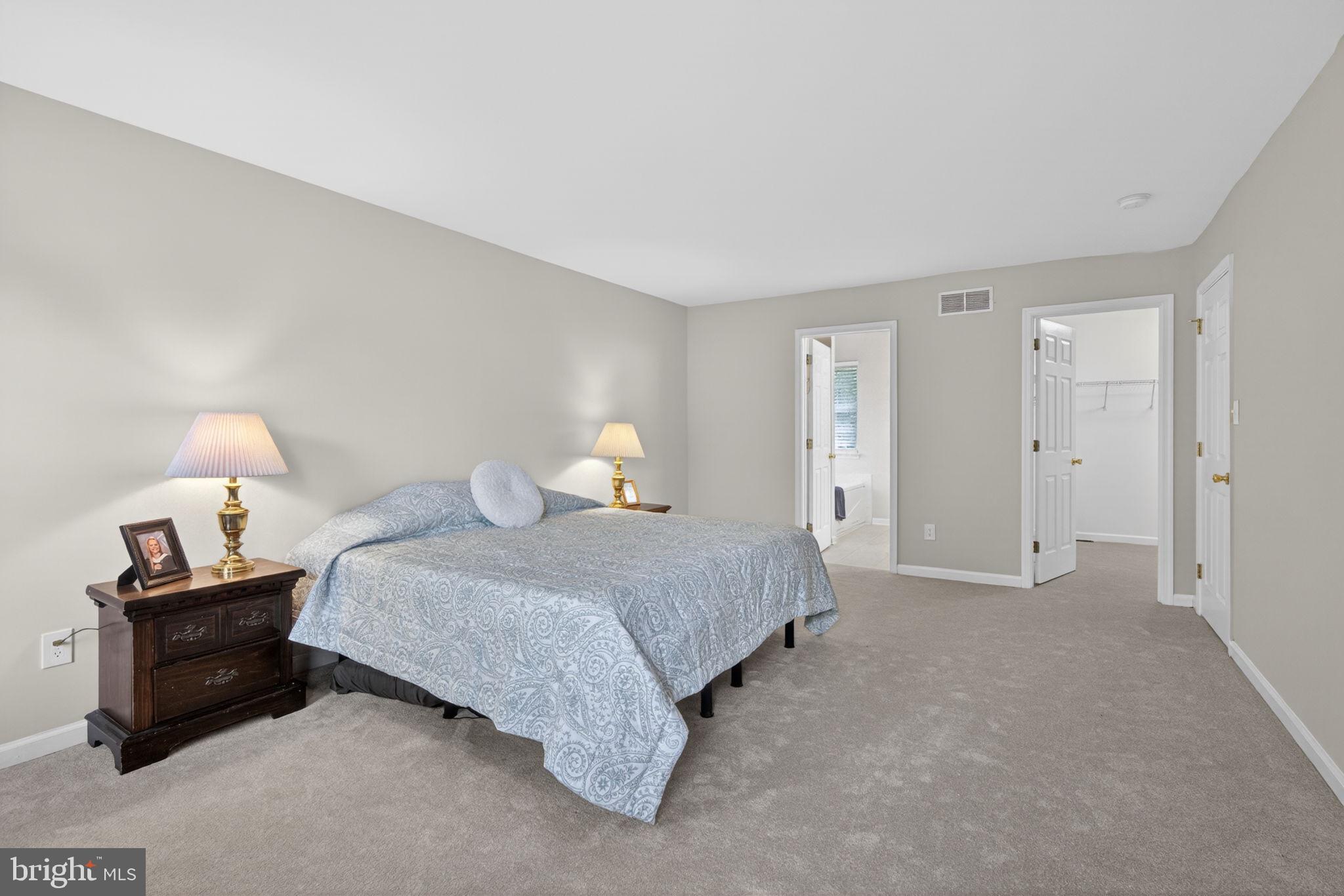 HIGHLAND WOODS - Residential
