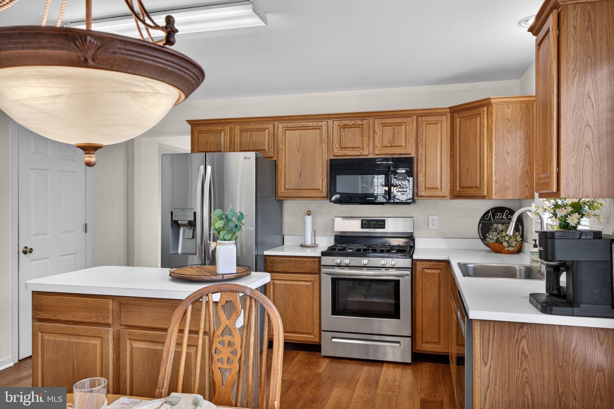 HIGHLAND WOODS - Residential