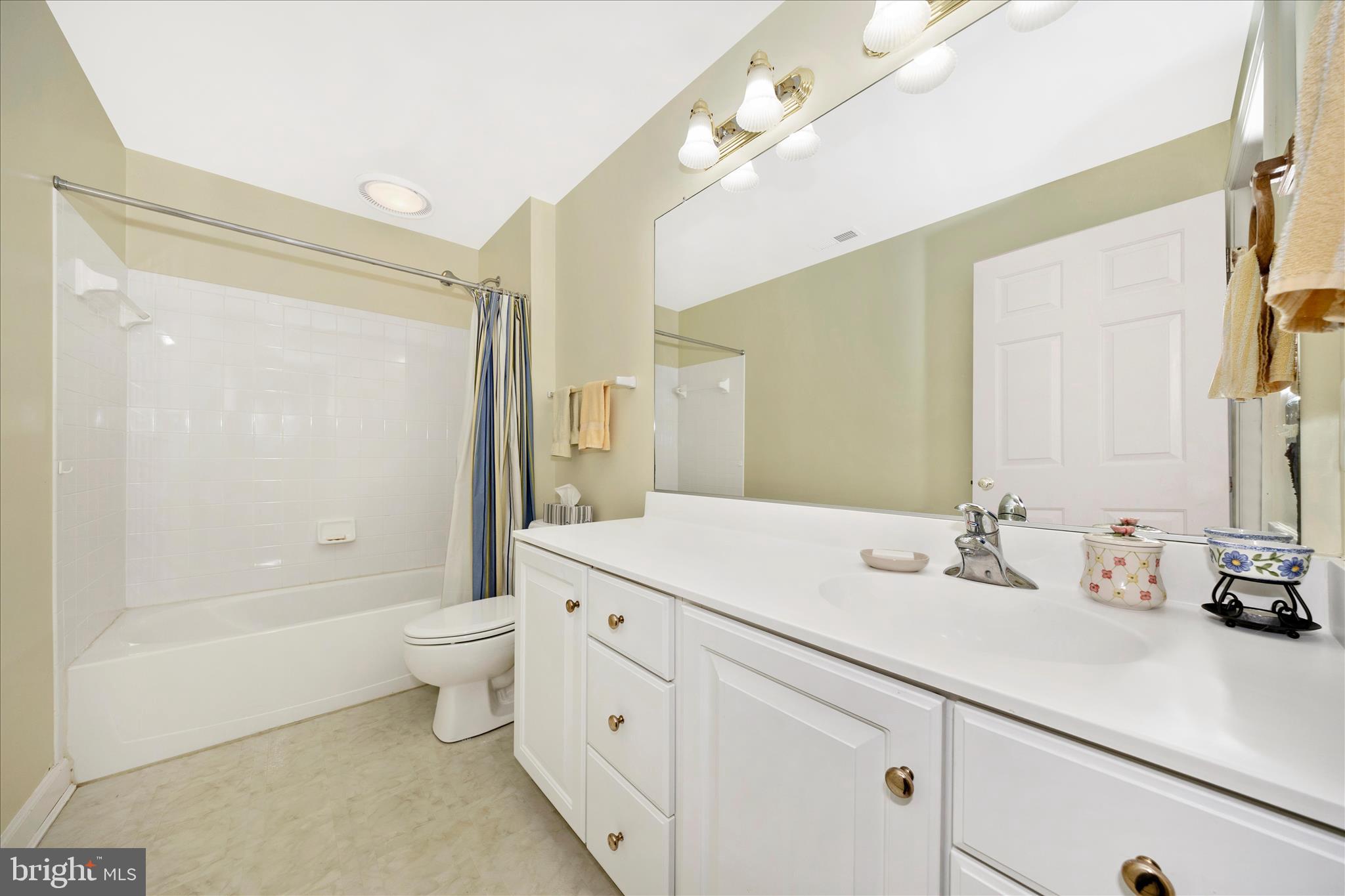 VILLAGES OF URBANA - Residential