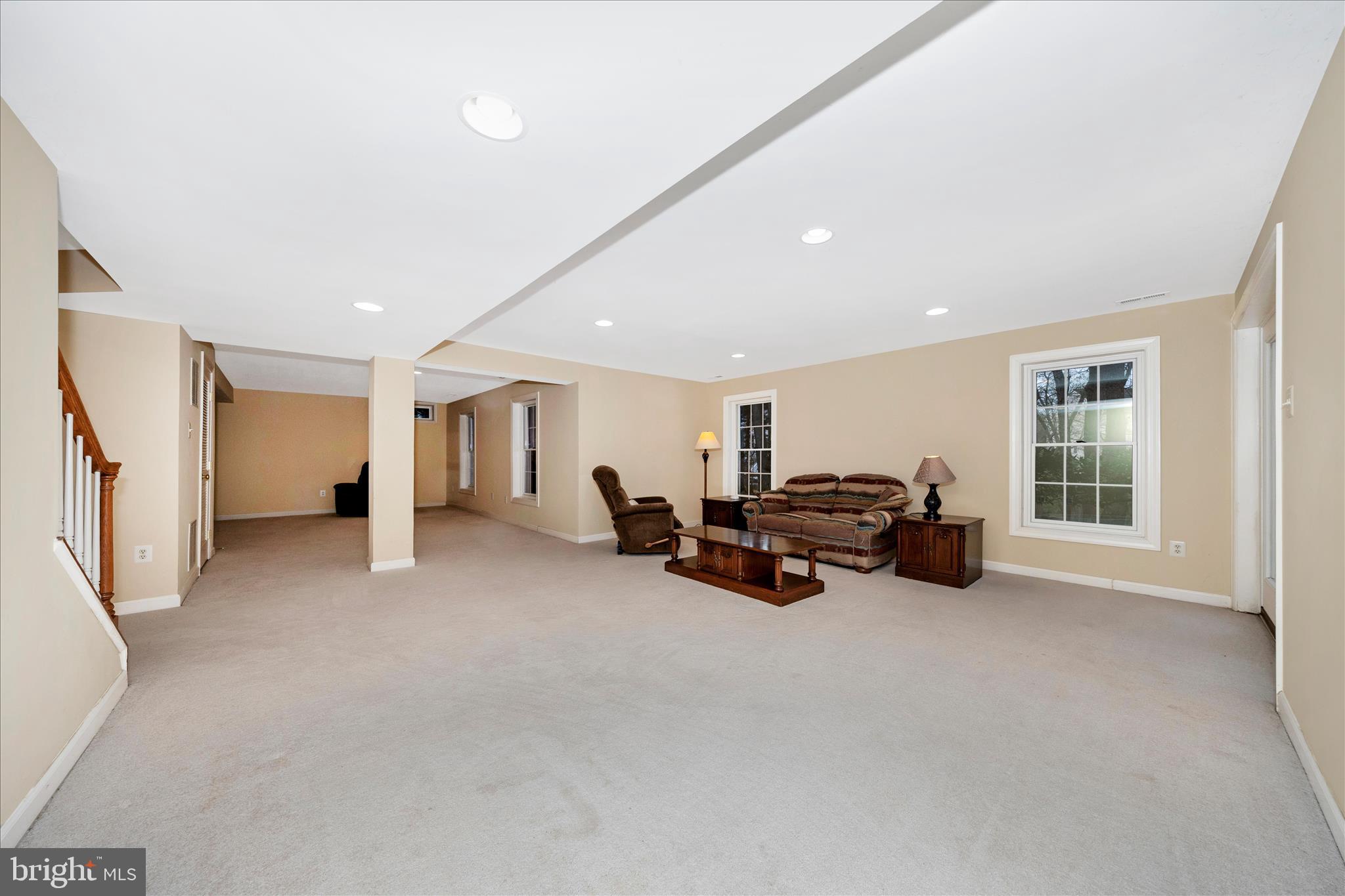 VILLAGES OF URBANA - Residential