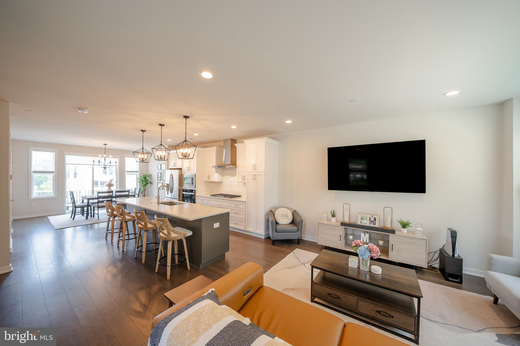 301 STAR TAVERN LANE