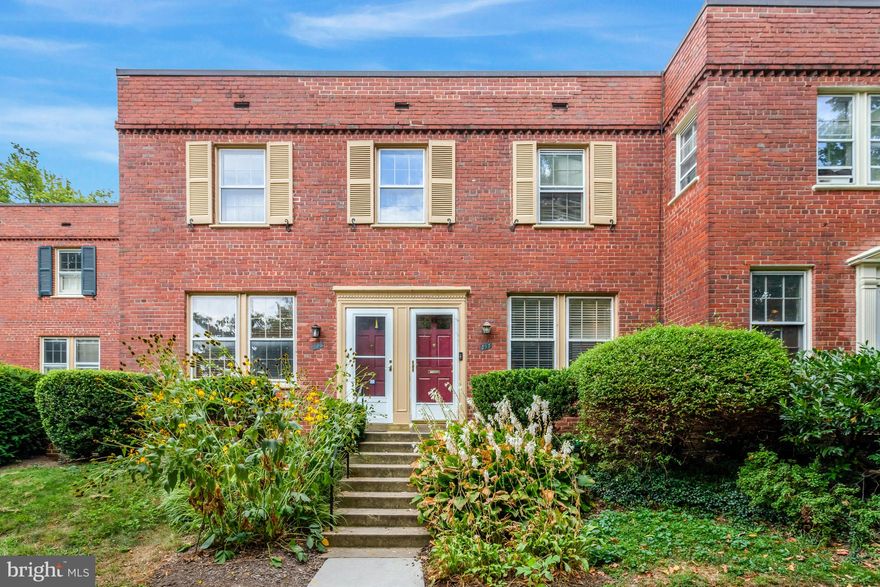 INCREDIBLE NEW PRICE!
Prime location - in sought-after Arlington Village! Two-level, 1BD|1BA unit ideally situated within the community, across the street from the pool, with easy parking for visitors and surrounded by trees! Hardwood floors throughout, a beautifully upgraded bathroom, and a relaxing sun-dappled rear patio and courtyard area. Two unassigned parking spaces conveniently located in the courtyard. The vibrant, pet-friendly community offers tennis courts, a large pool complex and during the summer, Tuesday night Food Trucks. Centrally-located where you can be a part of all the Pike has to offer – great restaurants, minutes to grocery stores, shopping, Farmer's Market and more. Convenient public transportation makes for an easy car-free commute to DC, Crystal City, Pentagon City. Brand new washer/dryer unit!