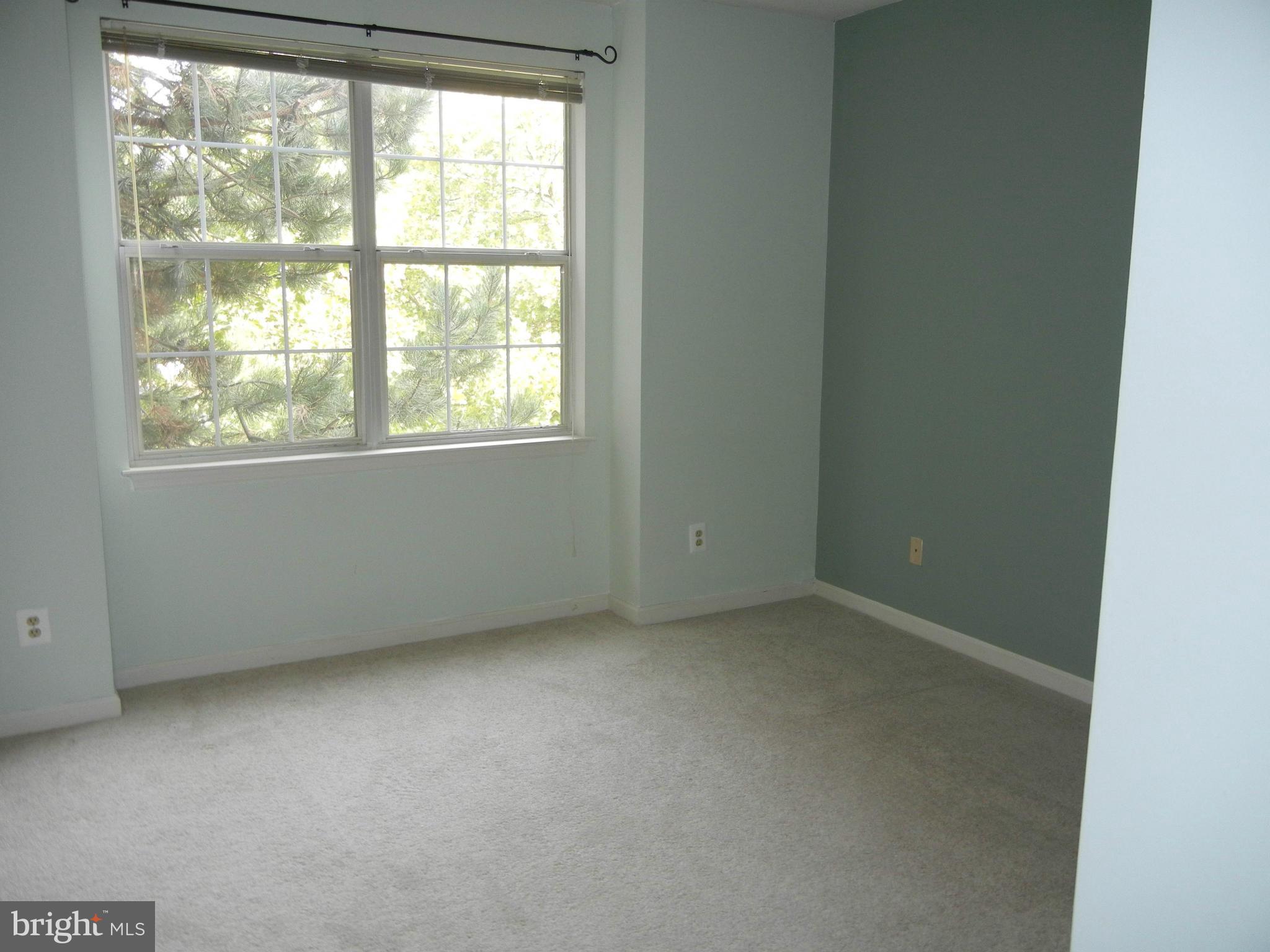 SOUTH GLEN - Residential Lease