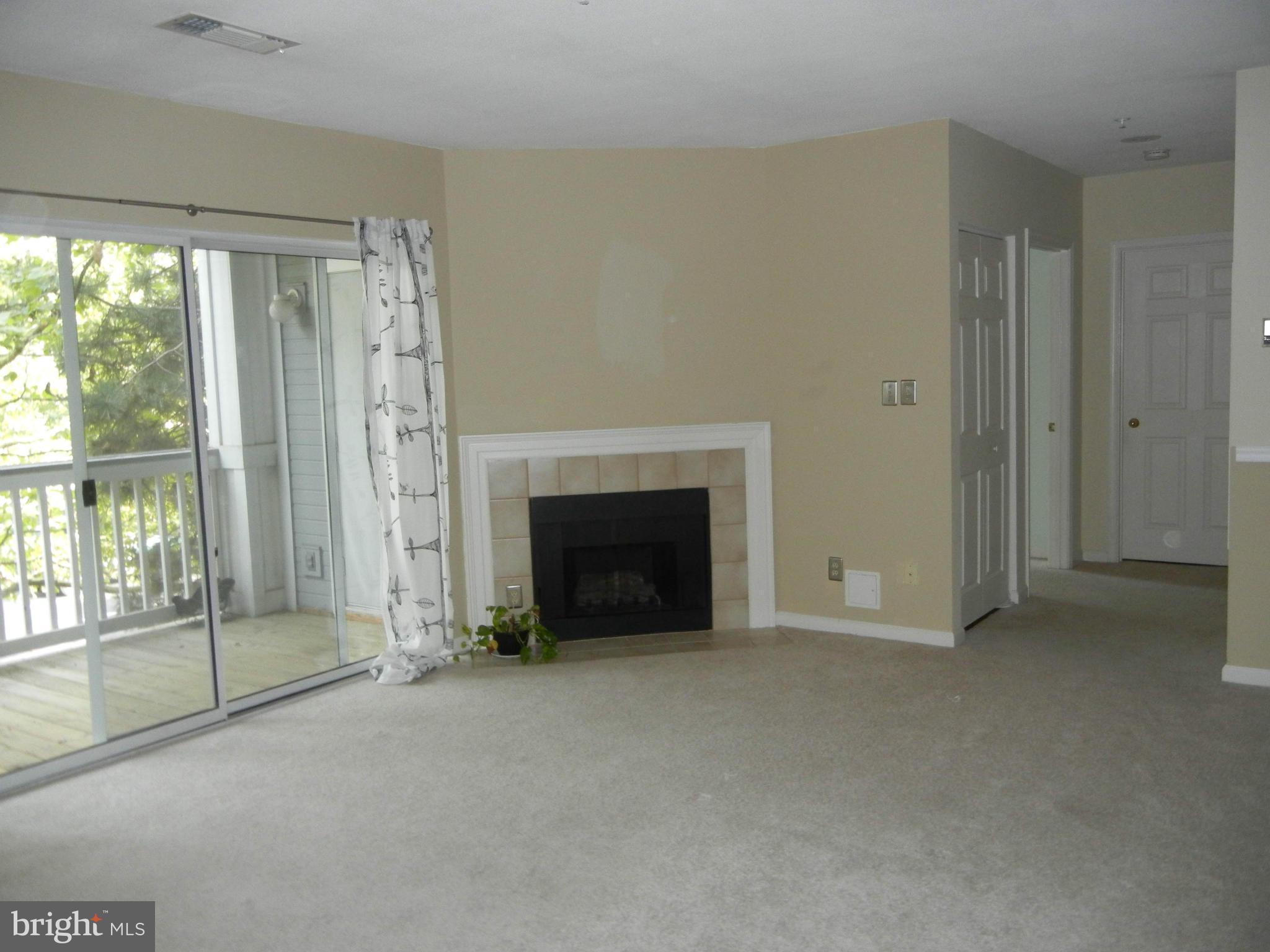 SOUTH GLEN - Residential Lease