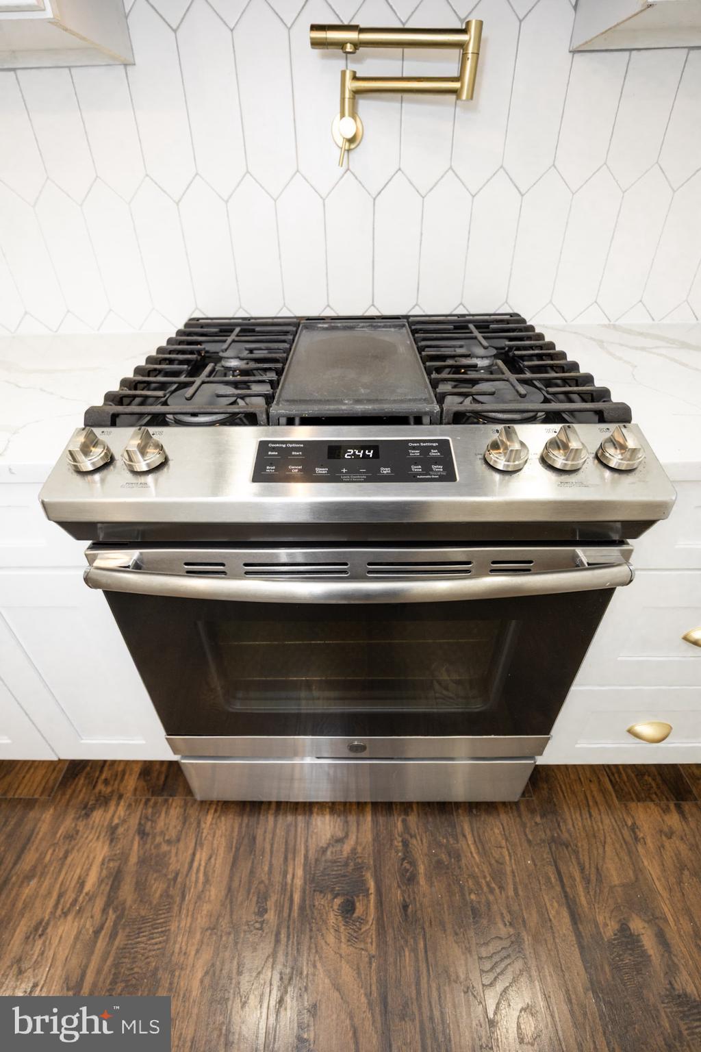 PHILADELPHIA (SOUTH) - Residential