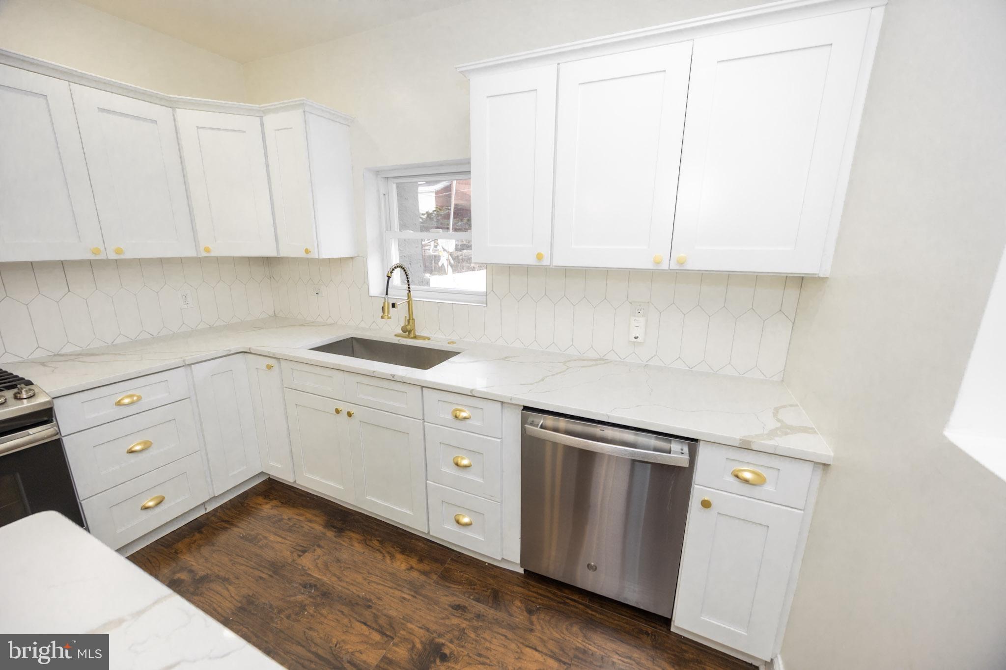 PHILADELPHIA (SOUTH) - Residential