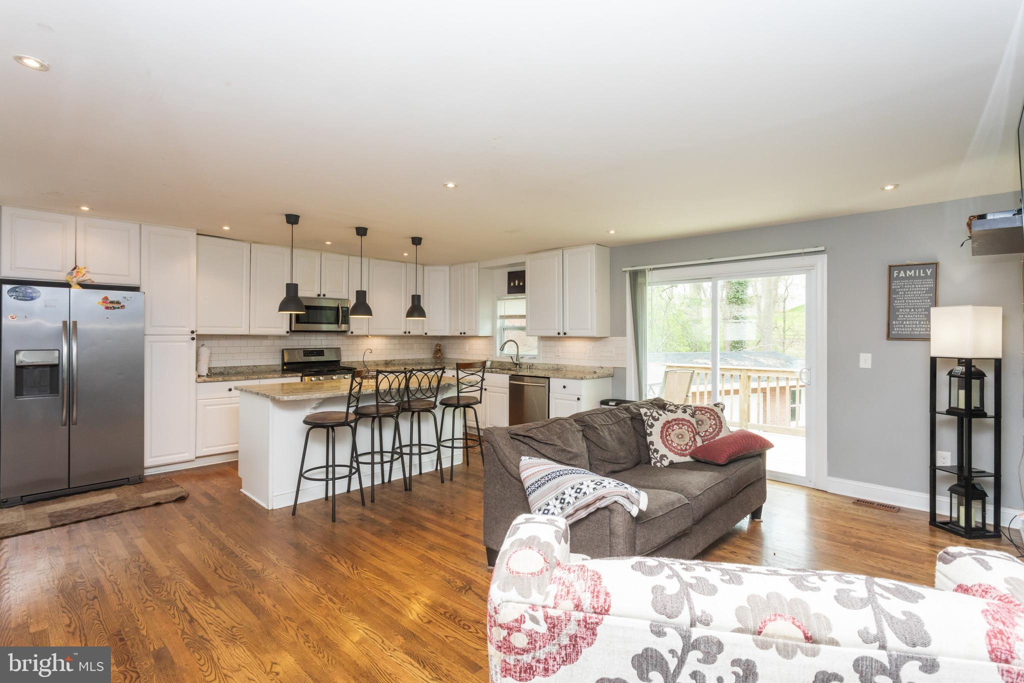 WESTBURY - Residential