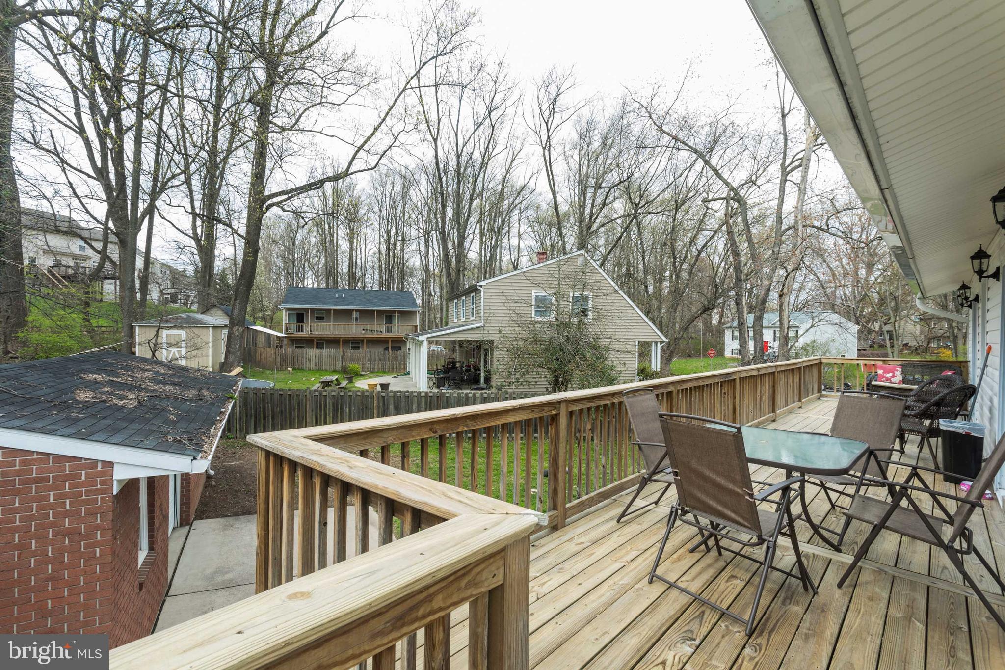 WESTBURY - Residential