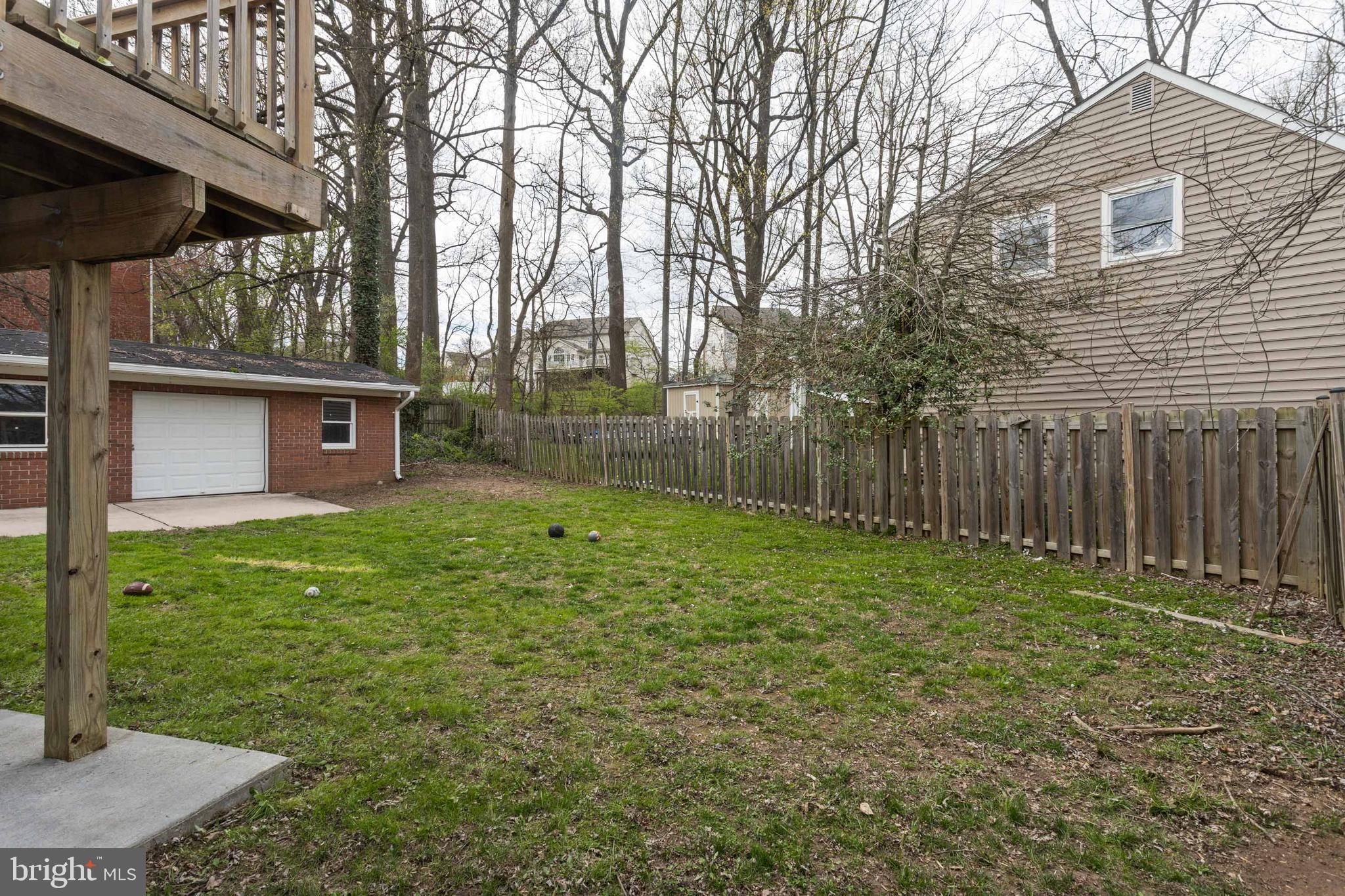 WESTBURY - Residential