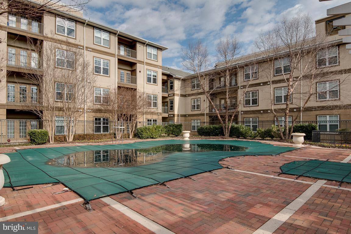 WHITE FLINT STATION - Residential Lease