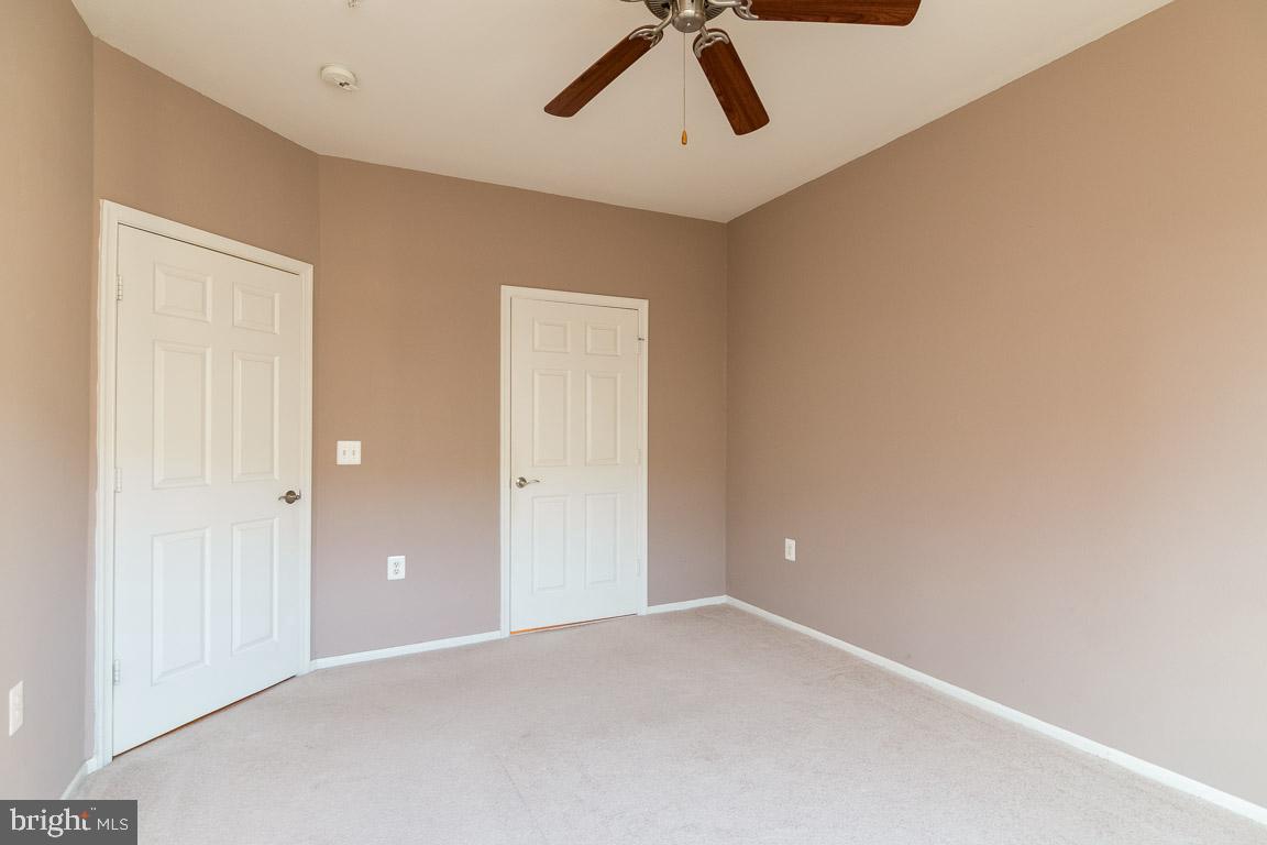 WHITE FLINT STATION - Residential Lease