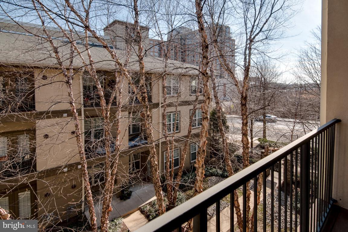 WHITE FLINT STATION - Residential Lease