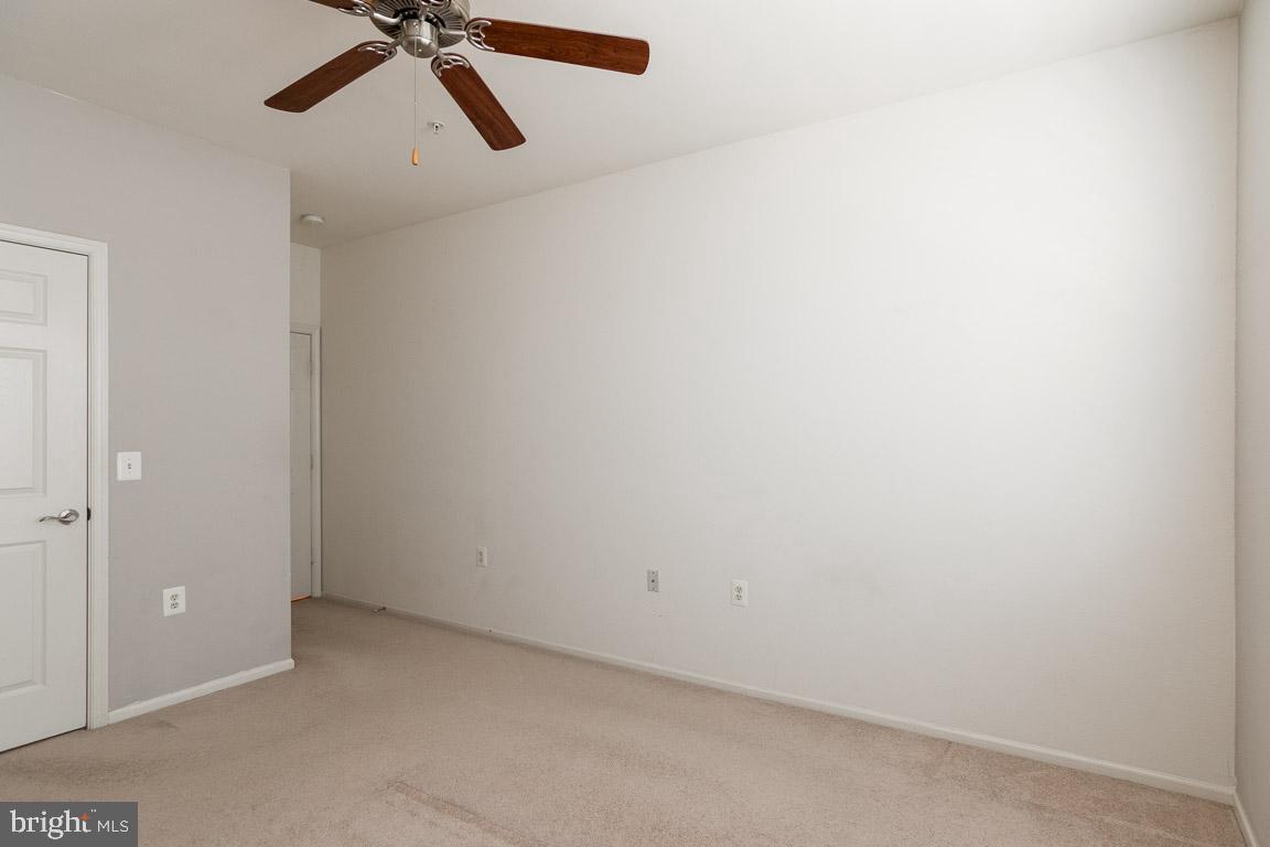 WHITE FLINT STATION - Residential Lease