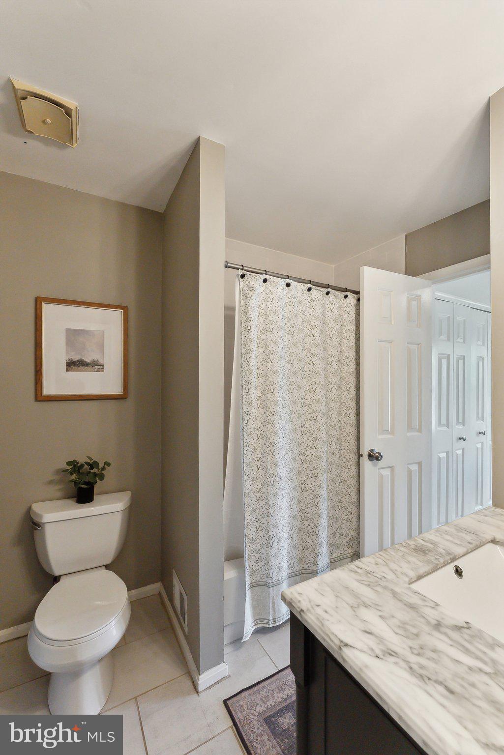 SOUTH KINGS STATION - Residential