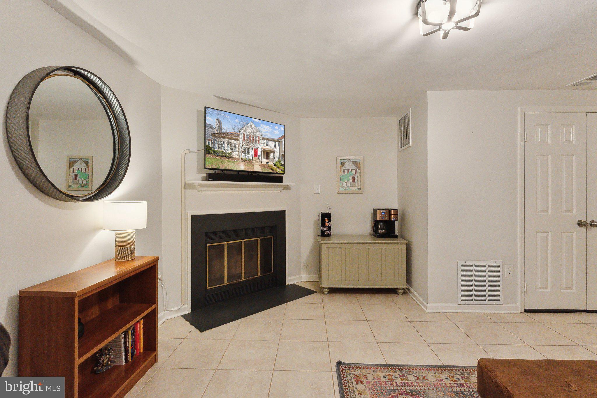 SOUTH KINGS STATION - Residential