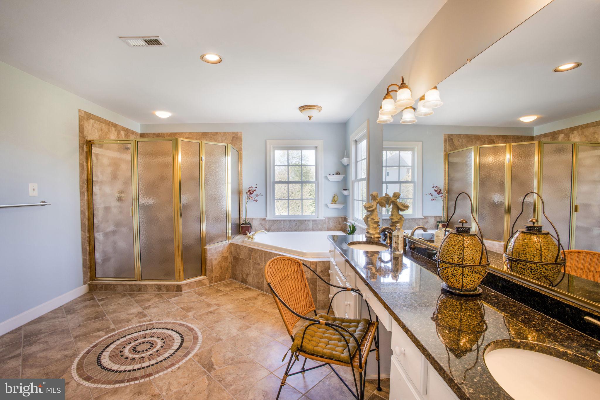 MONTICELLO - Residential