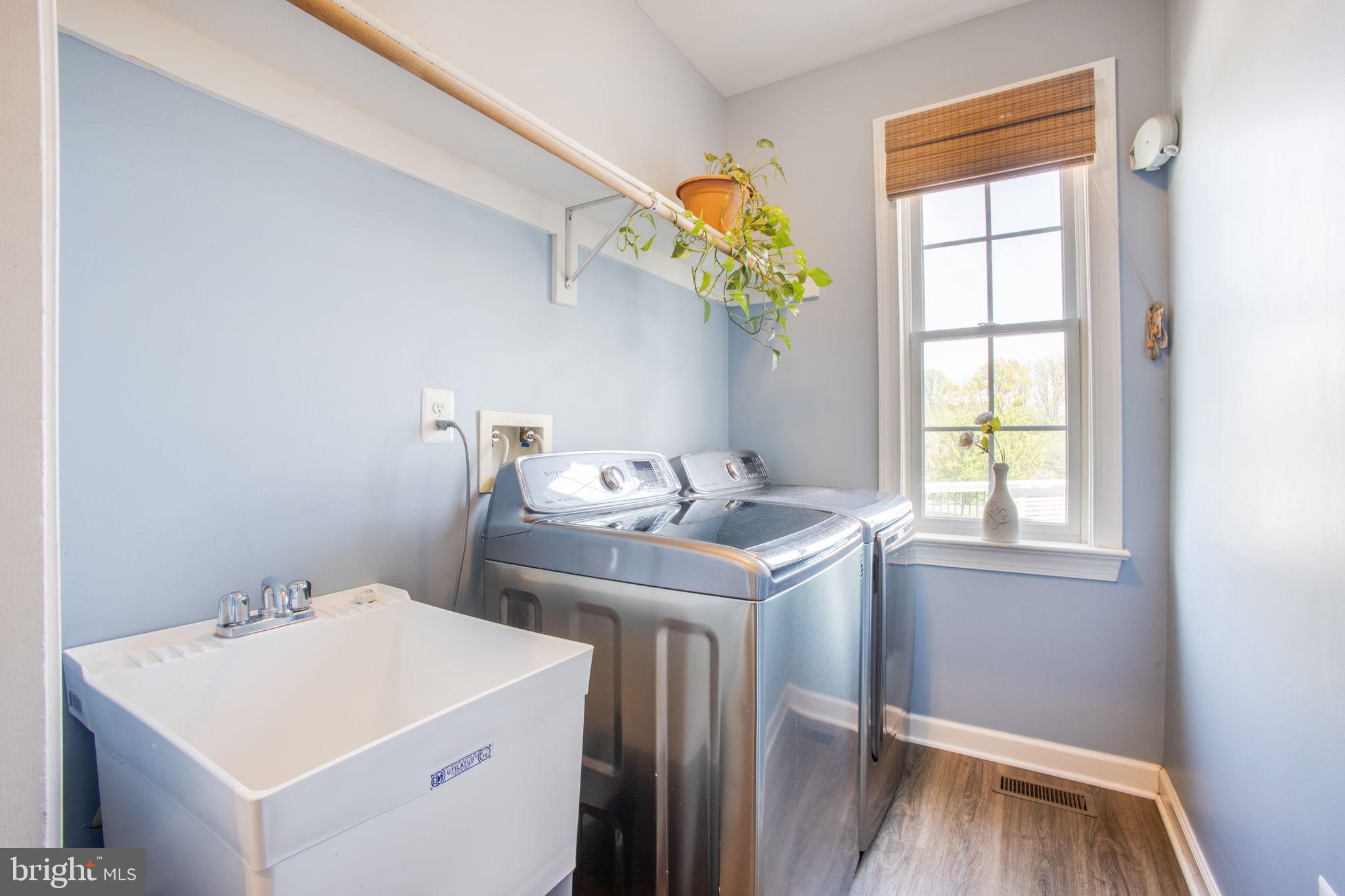 MONTICELLO - Residential