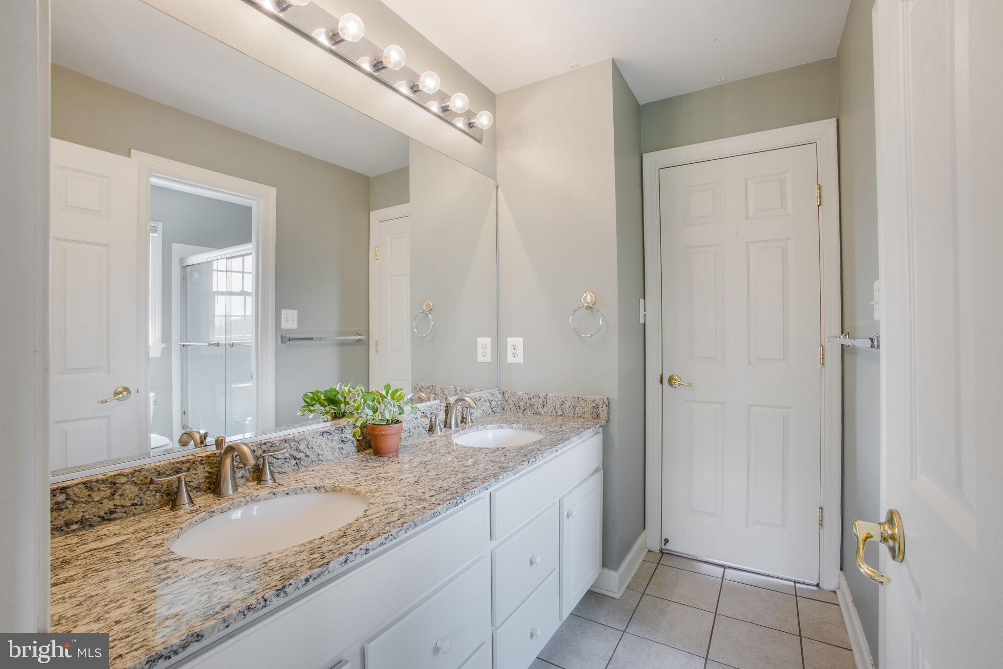 MONTICELLO - Residential