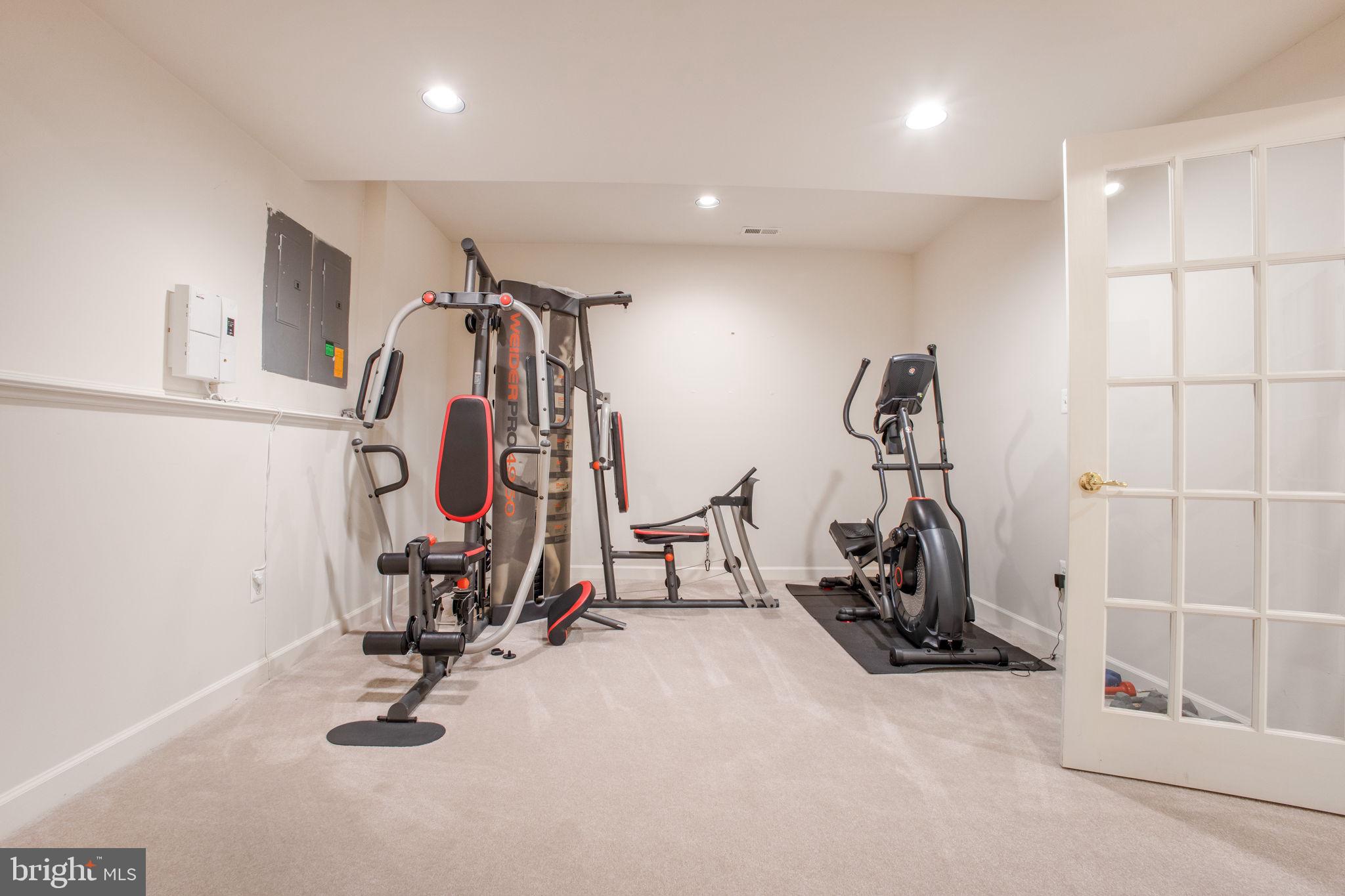 MONTICELLO - Residential