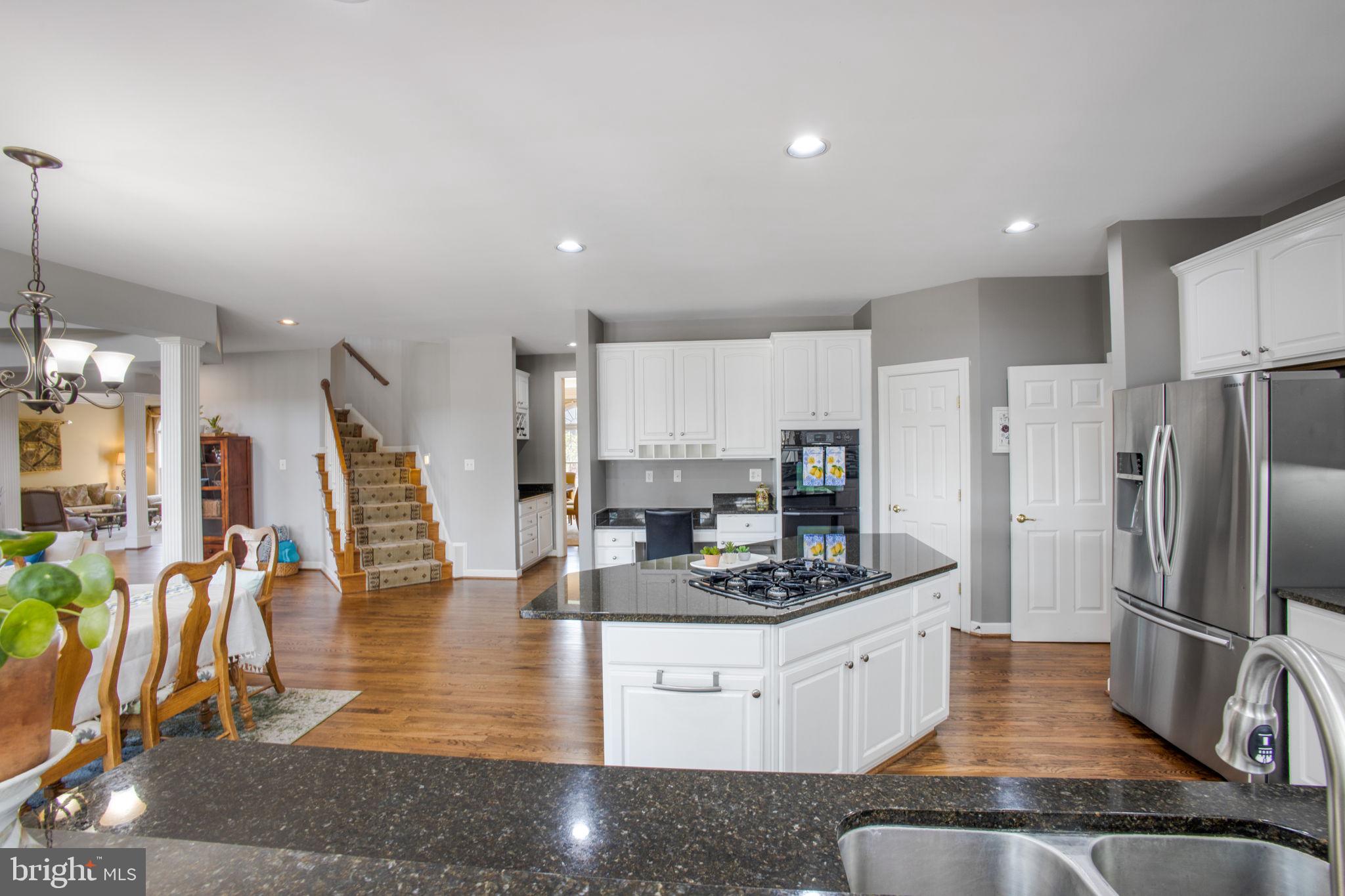 MONTICELLO - Residential