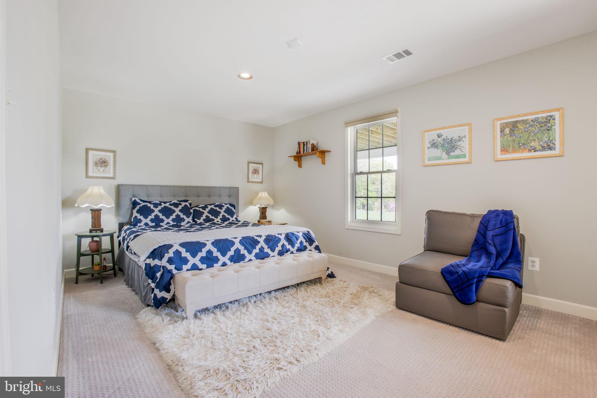 MONTICELLO - Residential