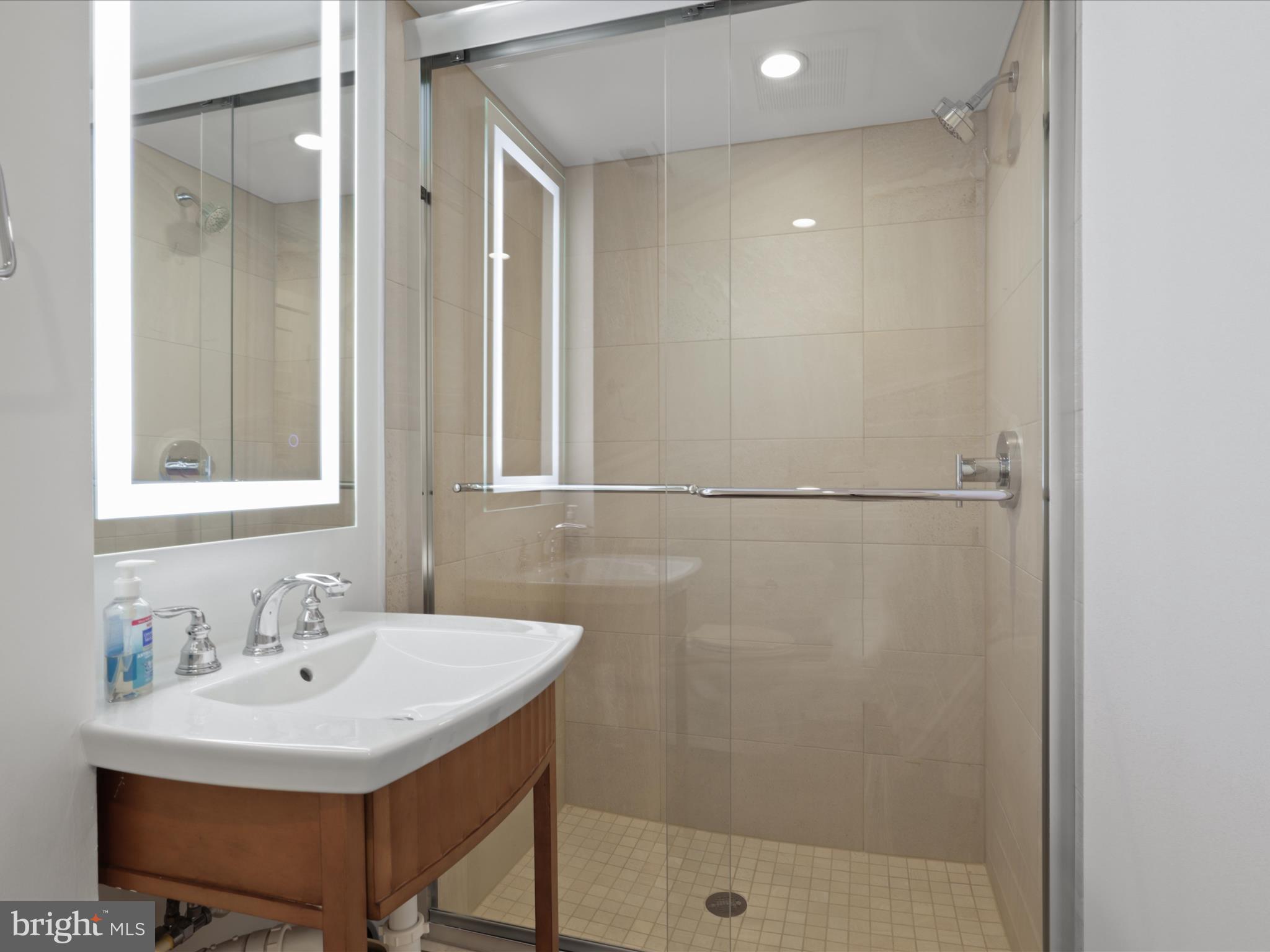 BANNOCKBURN - Residential