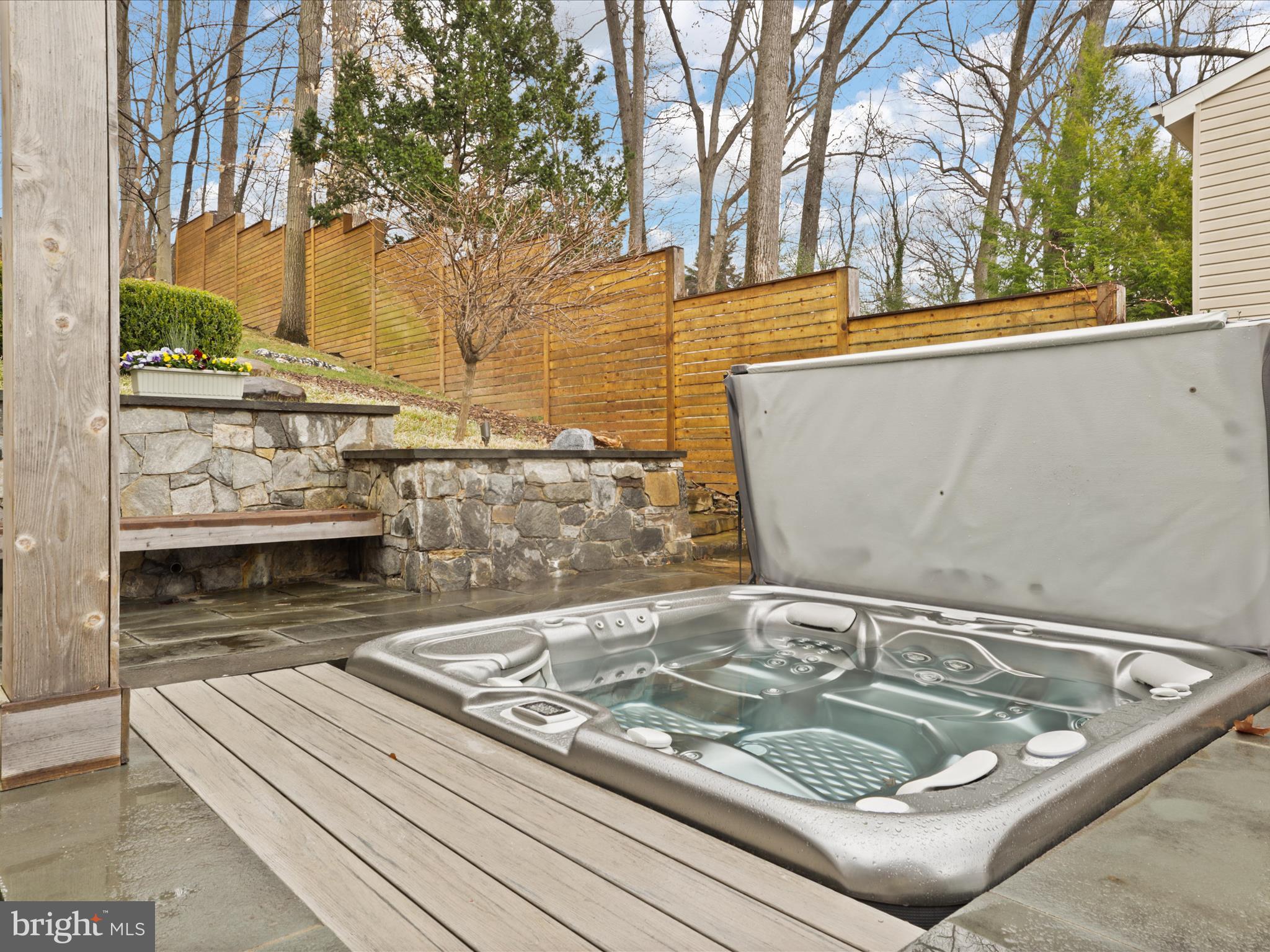 BANNOCKBURN - Residential