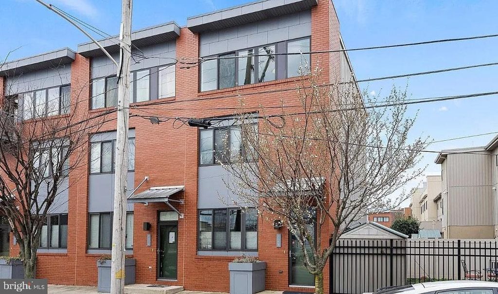 Photo of 928 Wallace Street, PHILADELPHIA, PA 19123 (MLS # PAPH2580702)