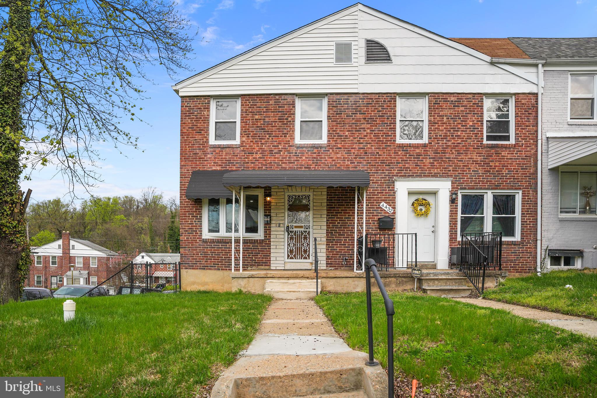 UPLANDS - Residential