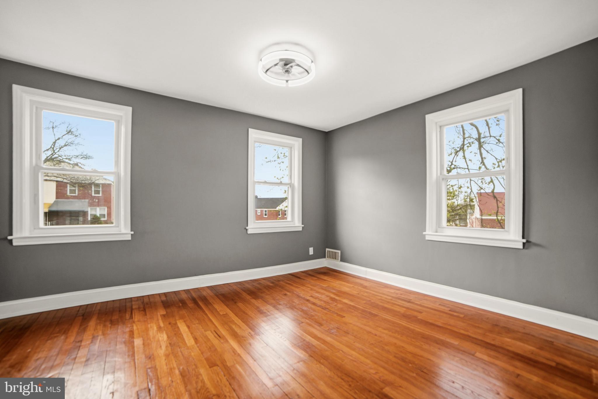 UPLANDS - Residential