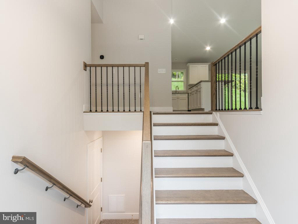 1027 JOHN PAUL JONES DRIVE