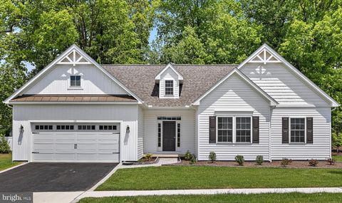 230 BUCKINGHAM ST. OXFORD PA 19363