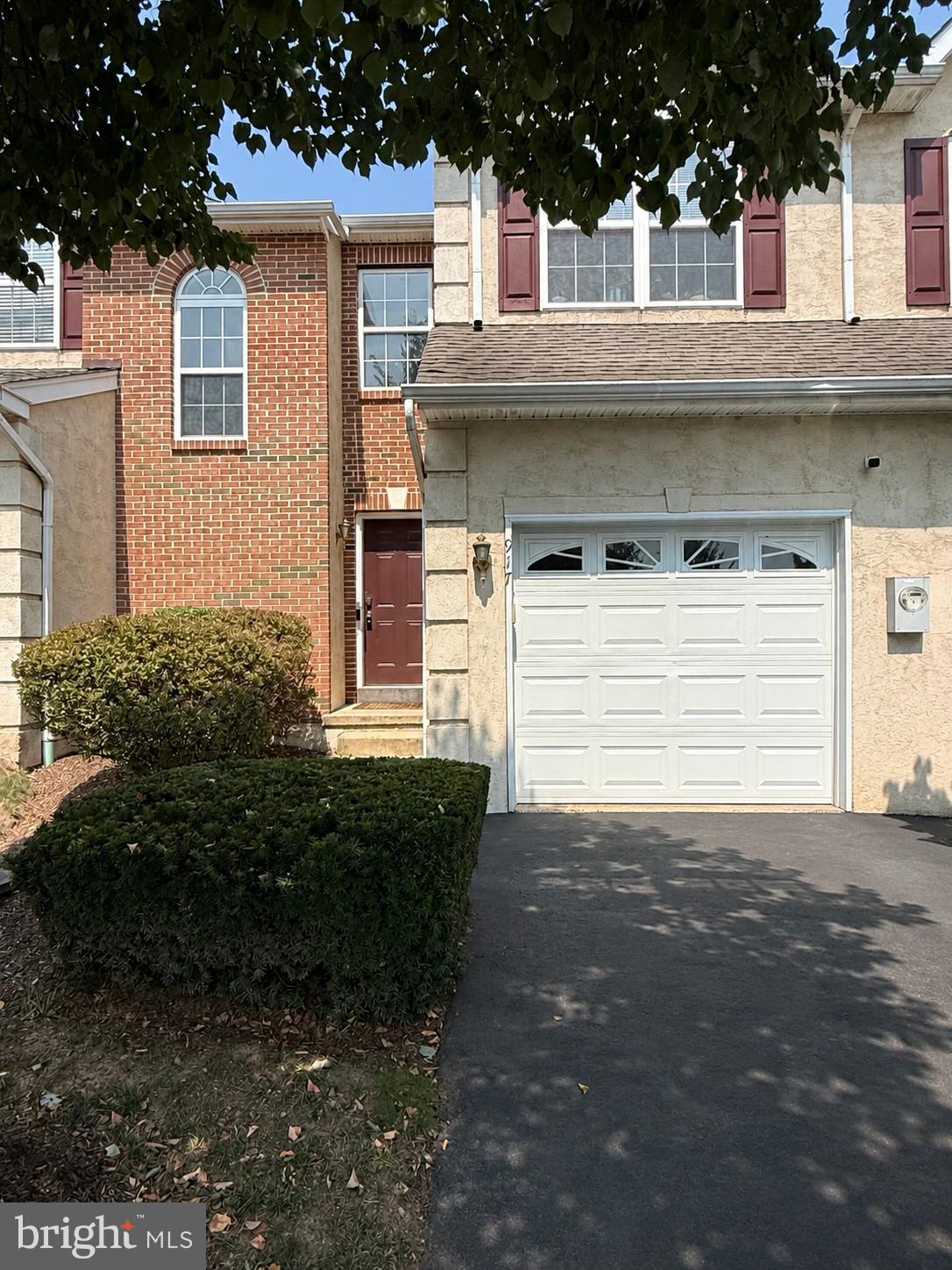 917 CARRINGTON DRIVE