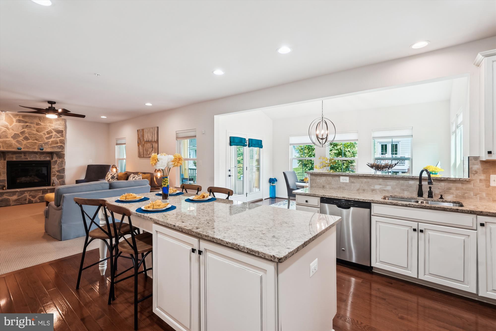 POTOMAC SHORES - Residential