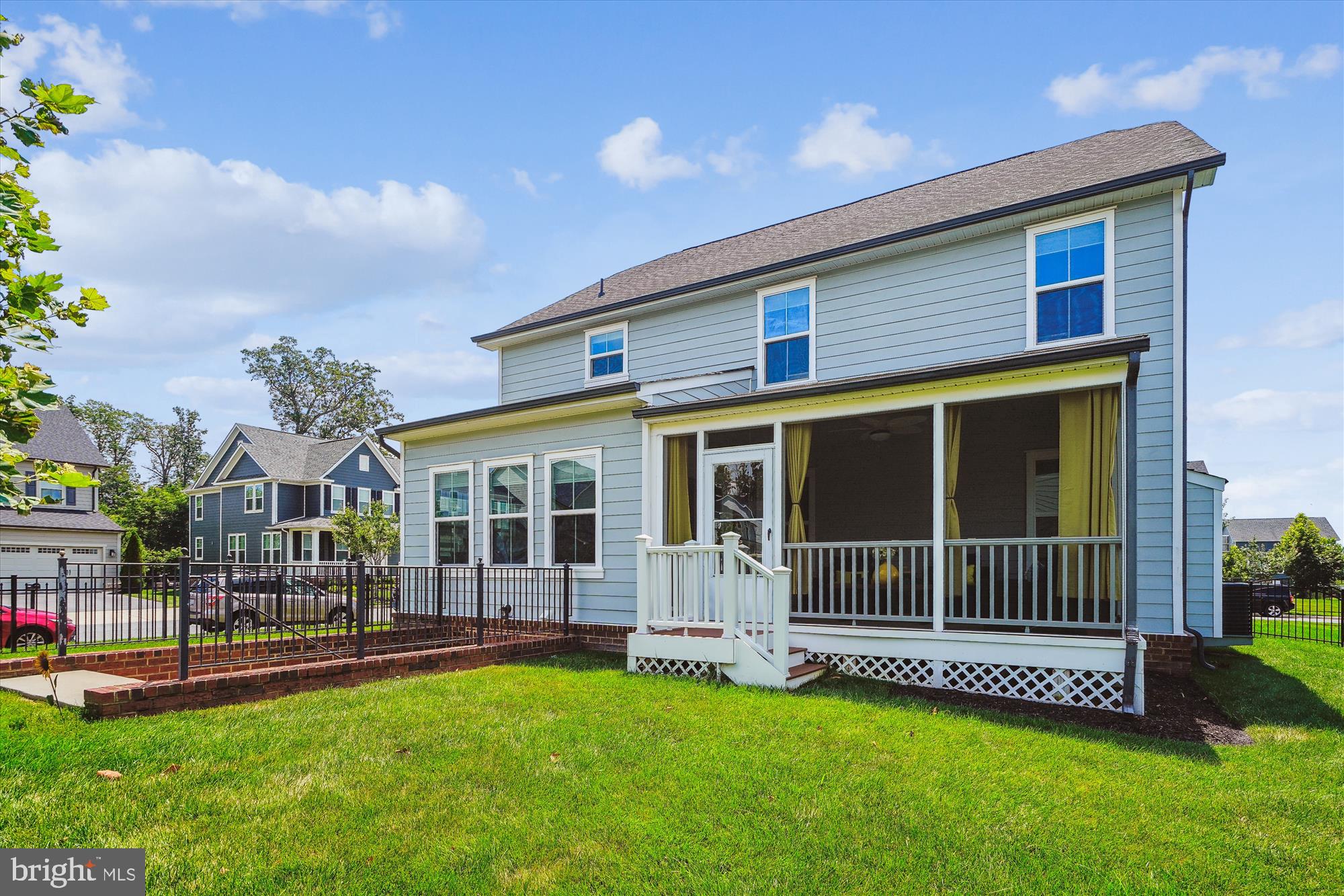 POTOMAC SHORES - Residential