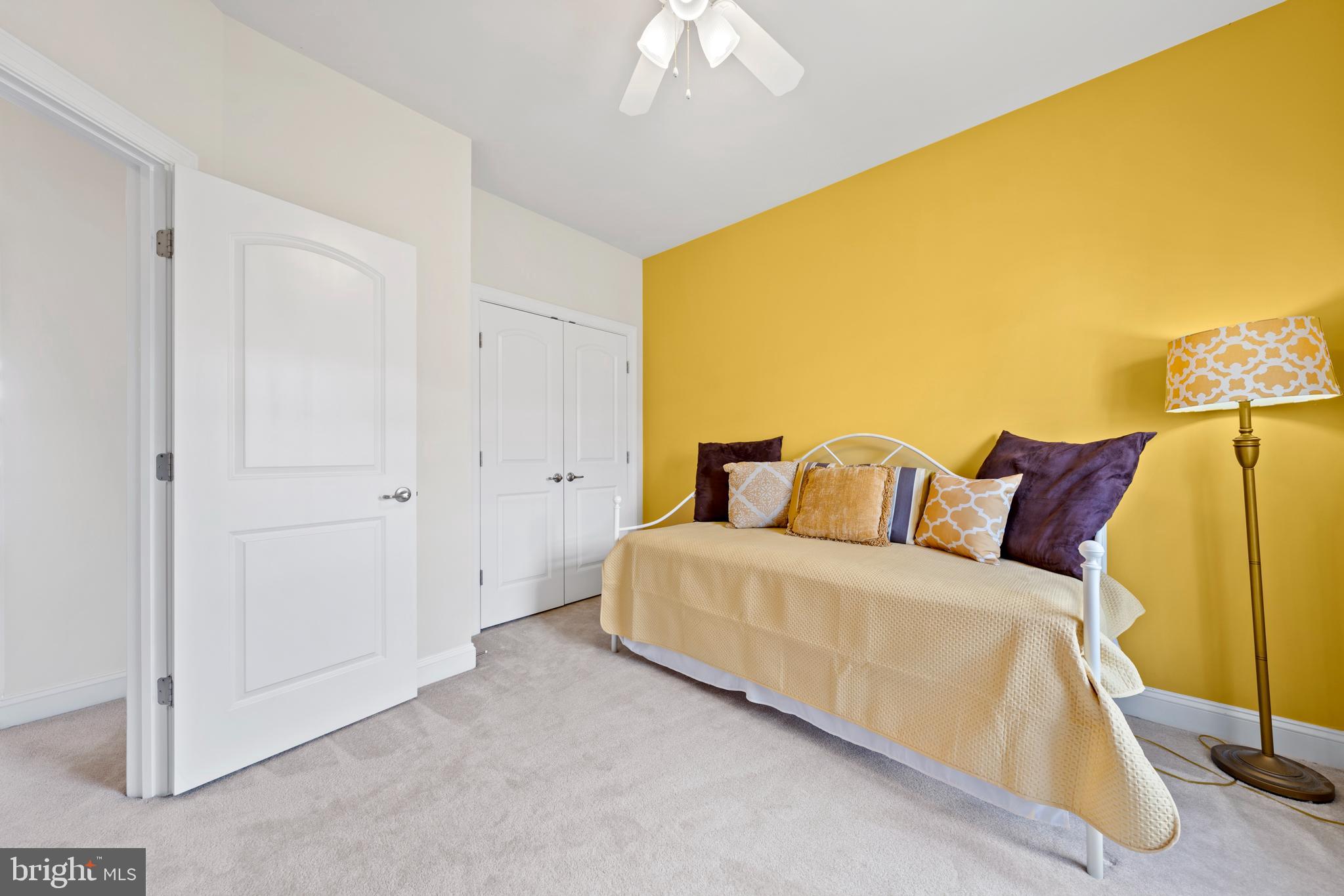 POTOMAC CLUB - Residential