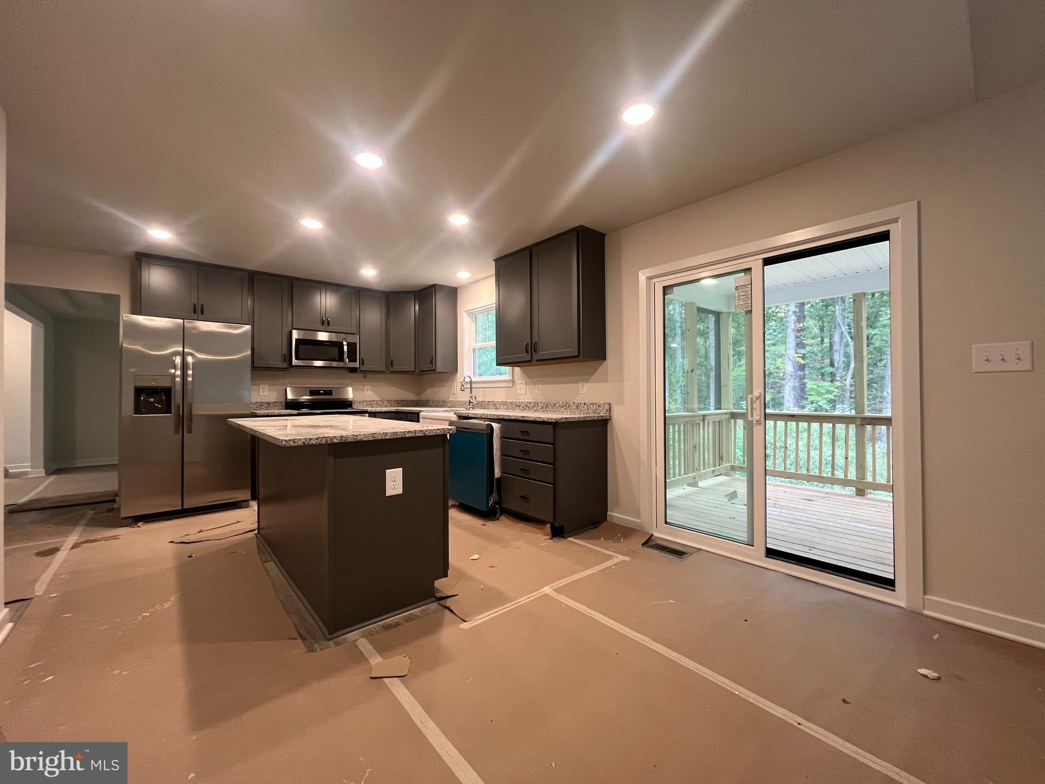 CABIN POINT - Residential