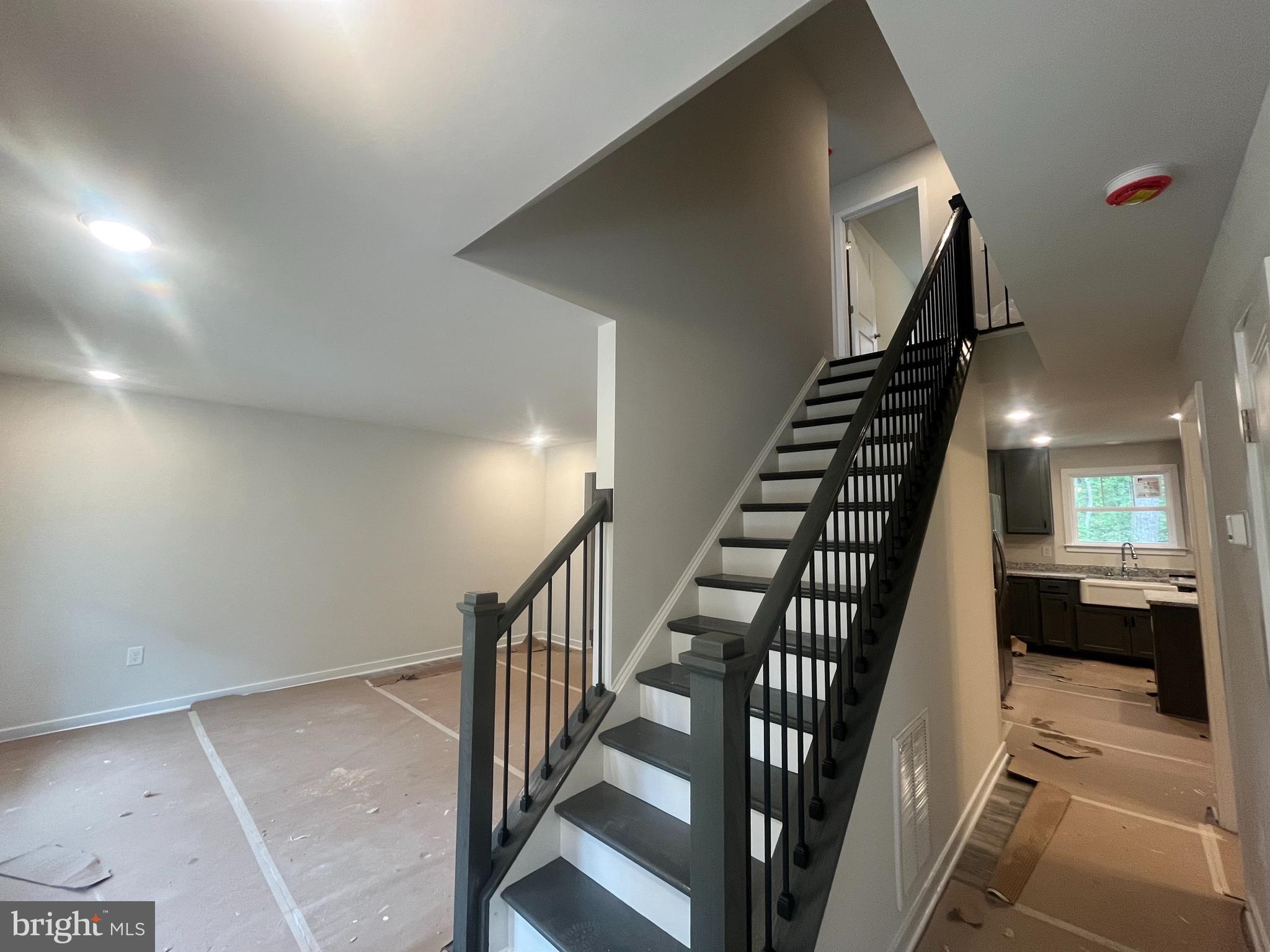 CABIN POINT - Residential