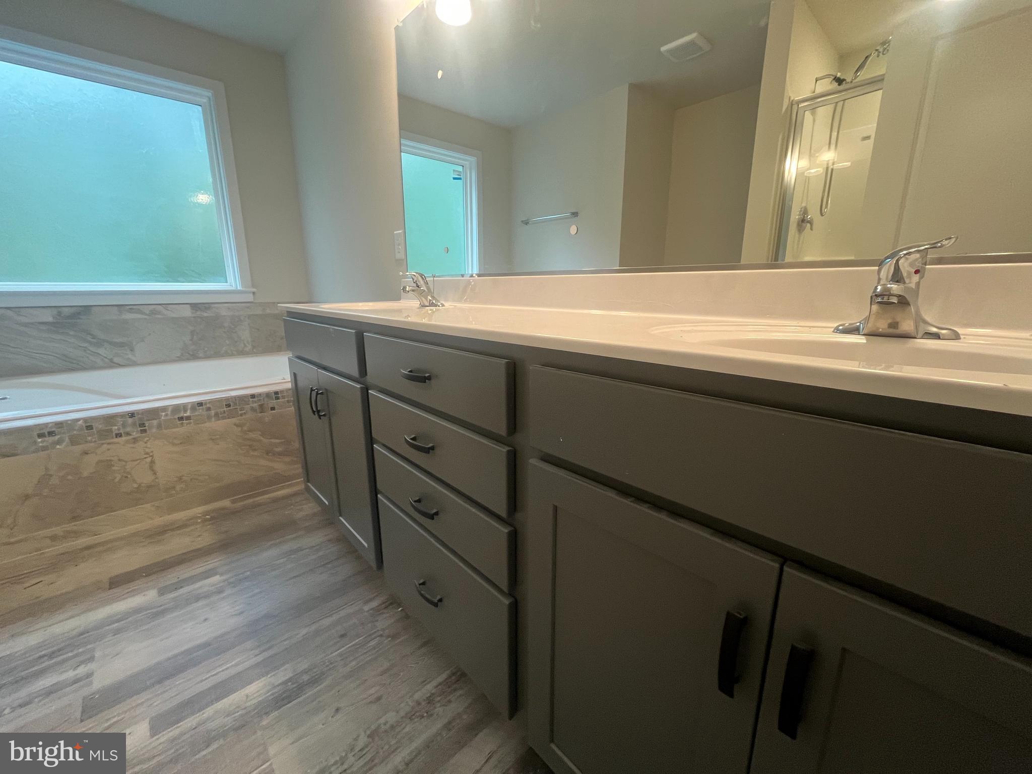 CABIN POINT - Residential