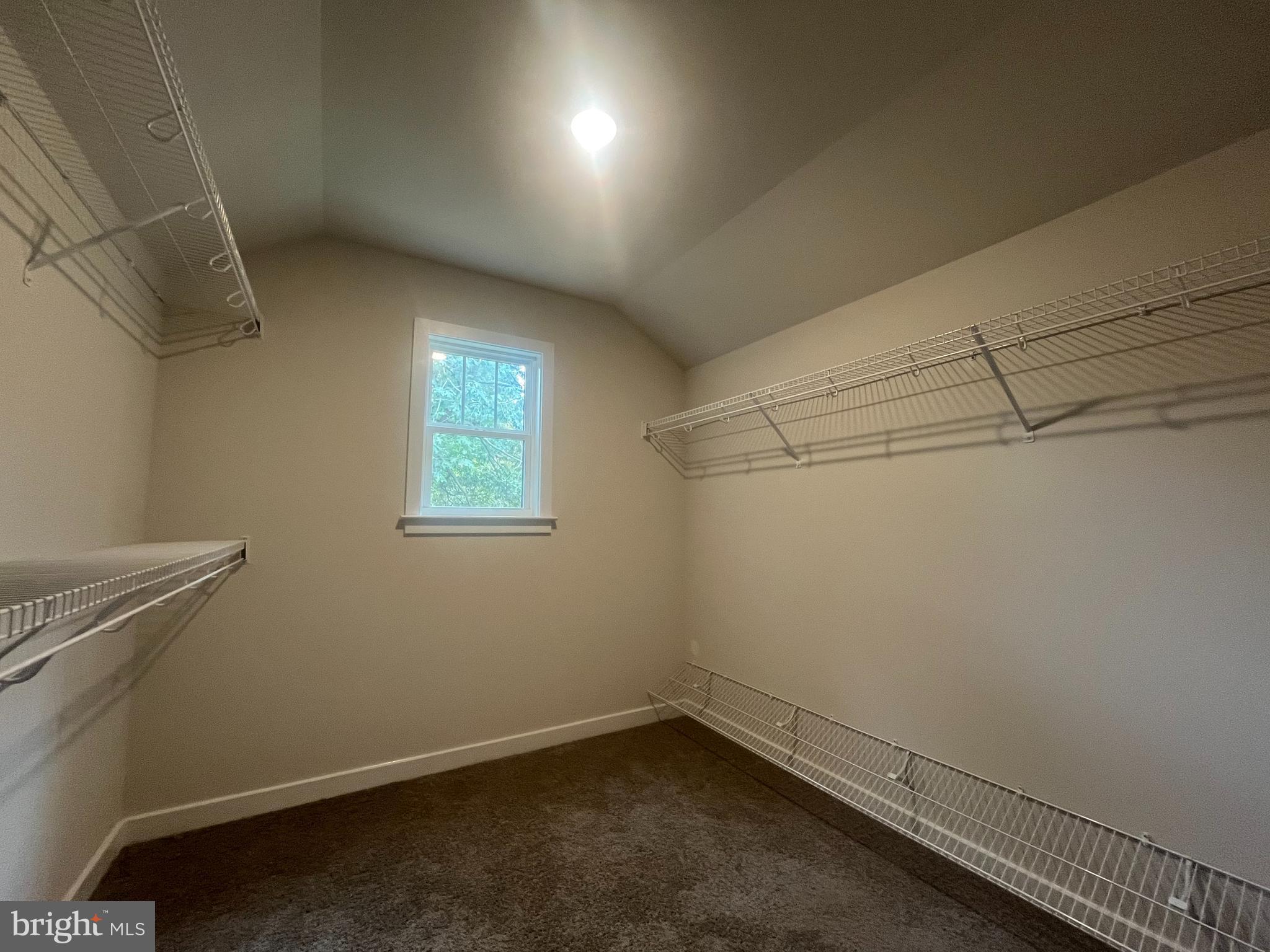 CABIN POINT - Residential