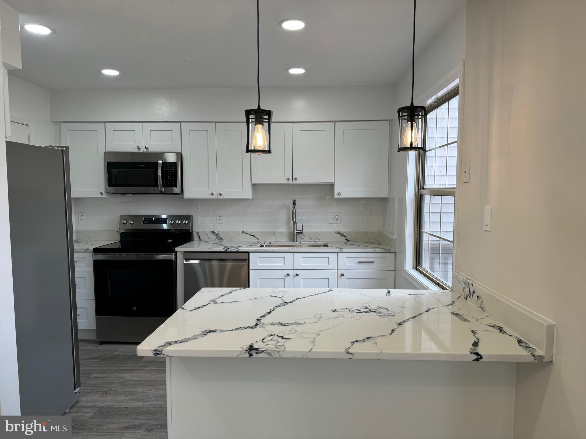 POINT OF WOODS EAST - Residential