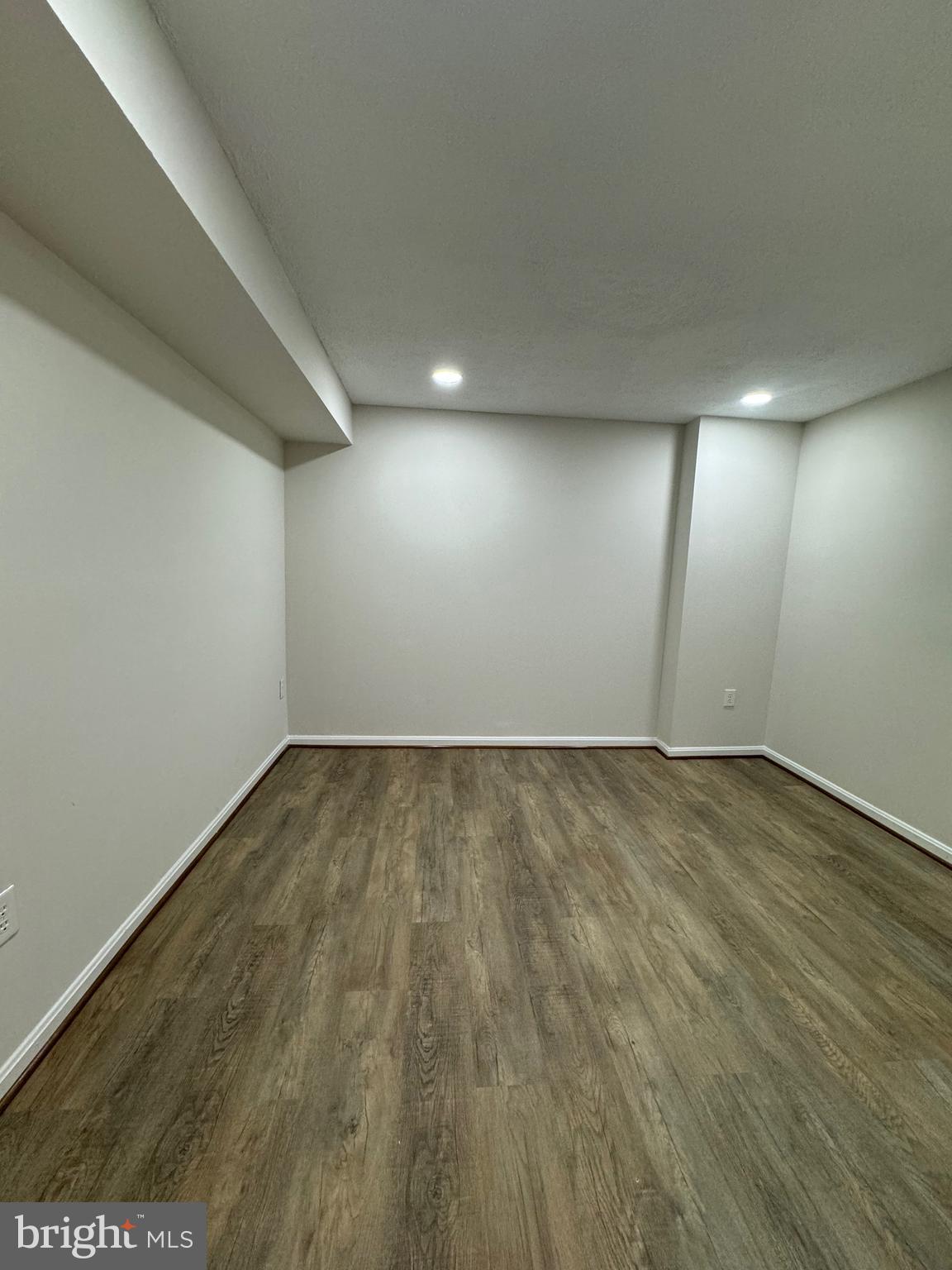 POINT OF WOODS EAST - Residential