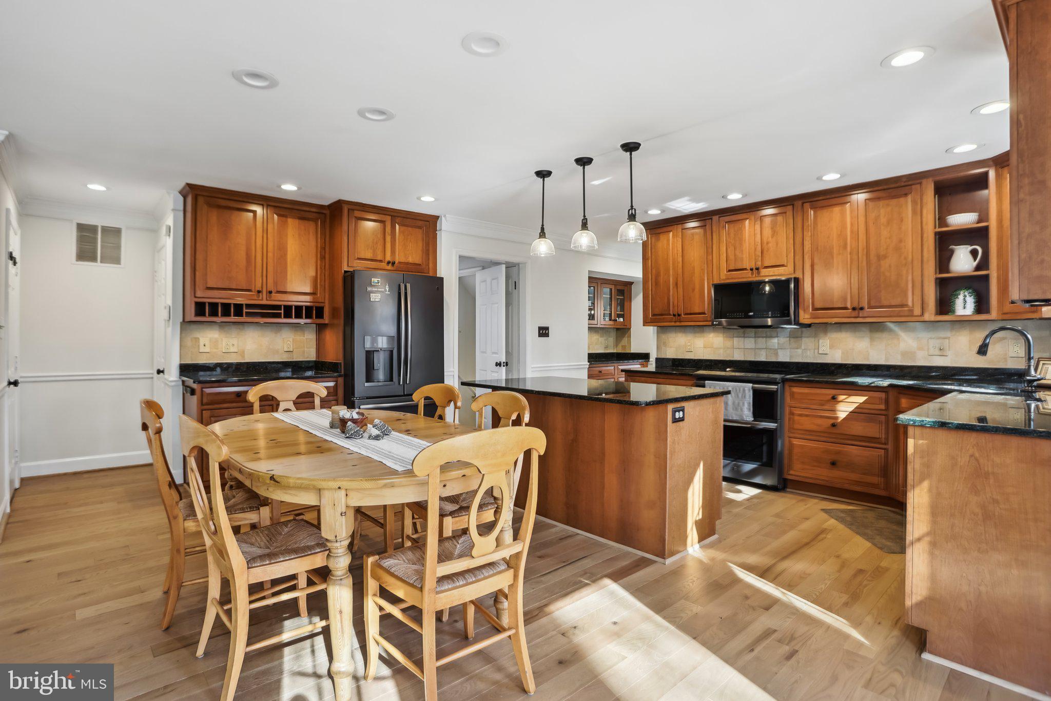 OLD DRANESVILLE HUNT CLUB - Residential