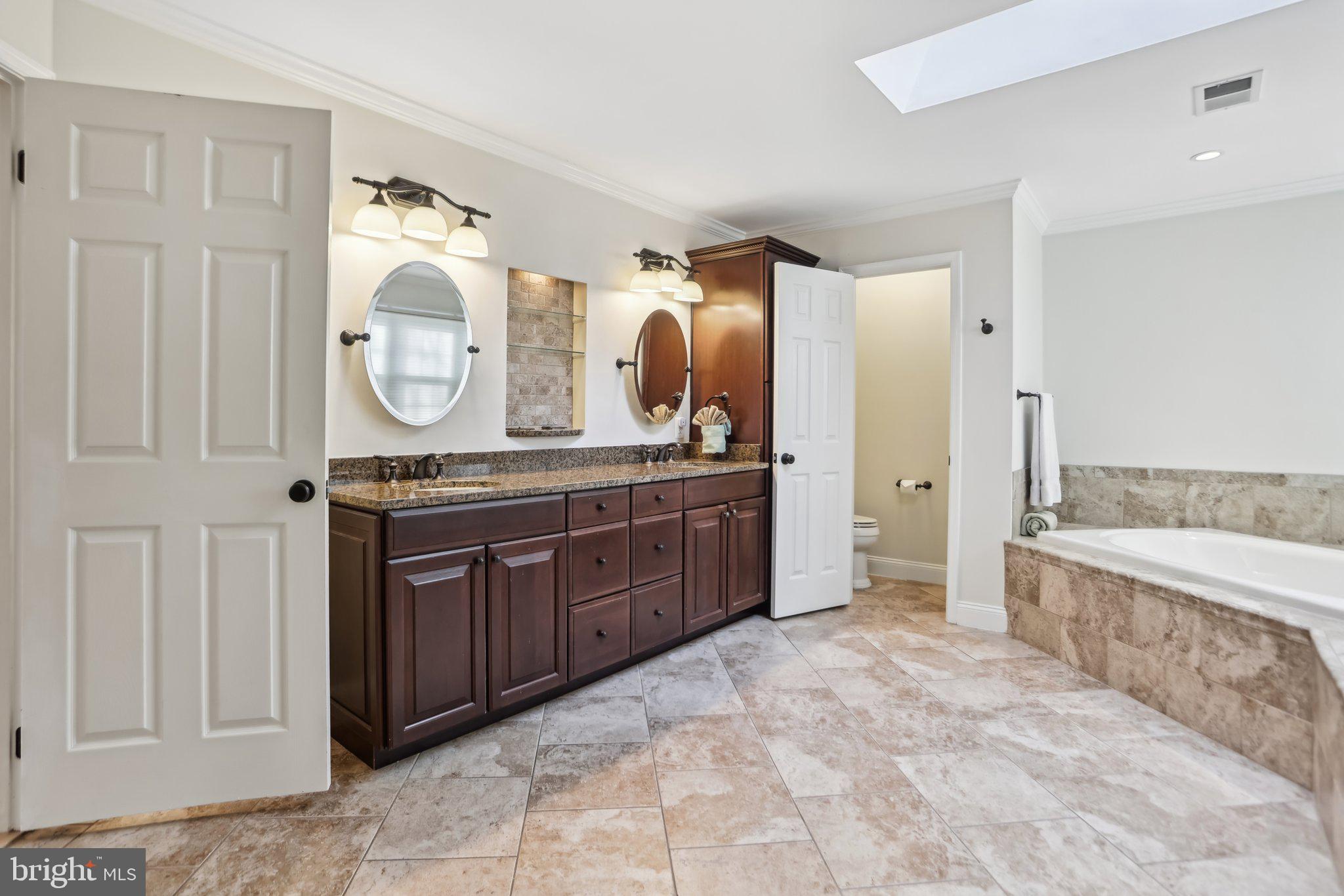 OLD DRANESVILLE HUNT CLUB - Residential