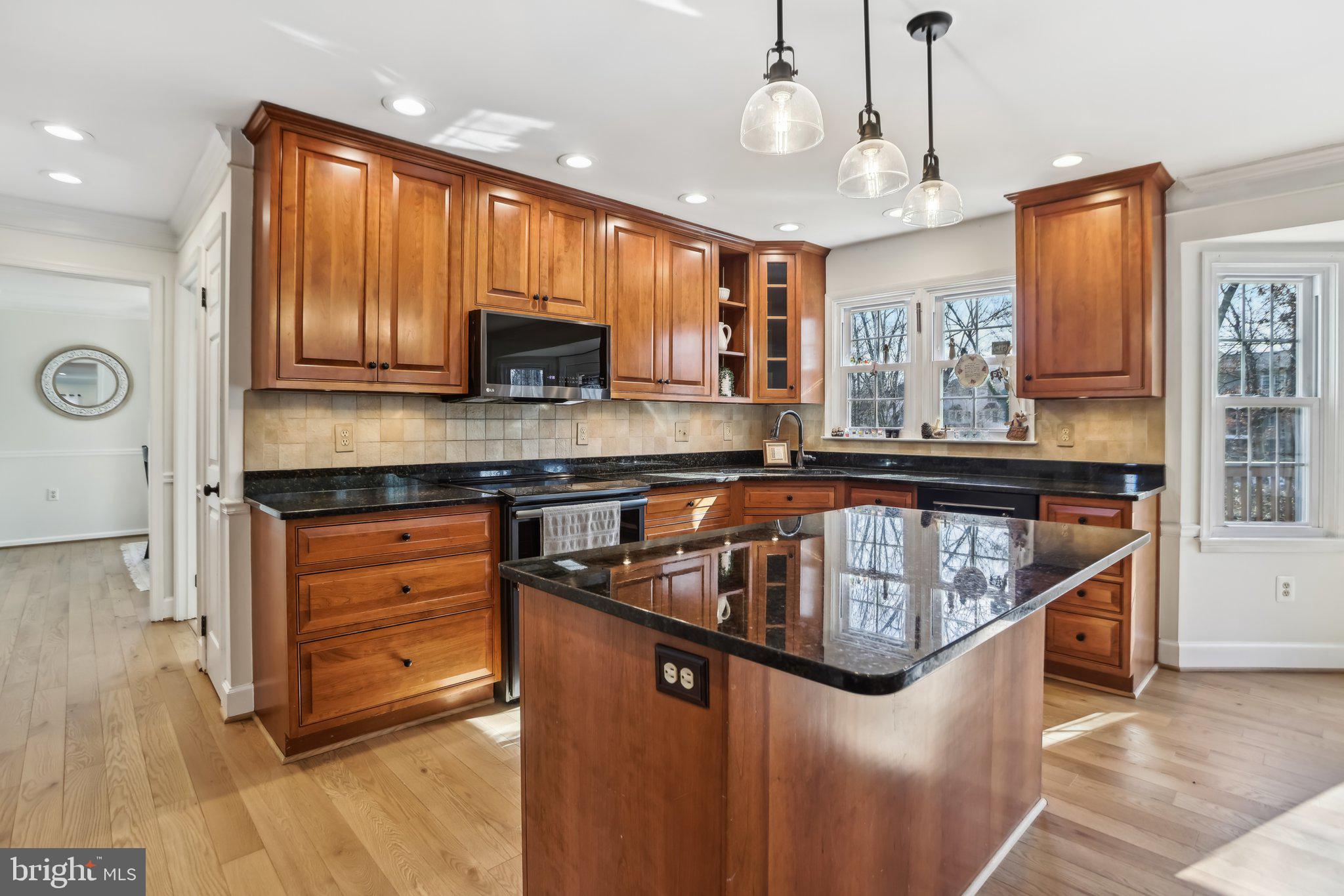 OLD DRANESVILLE HUNT CLUB - Residential