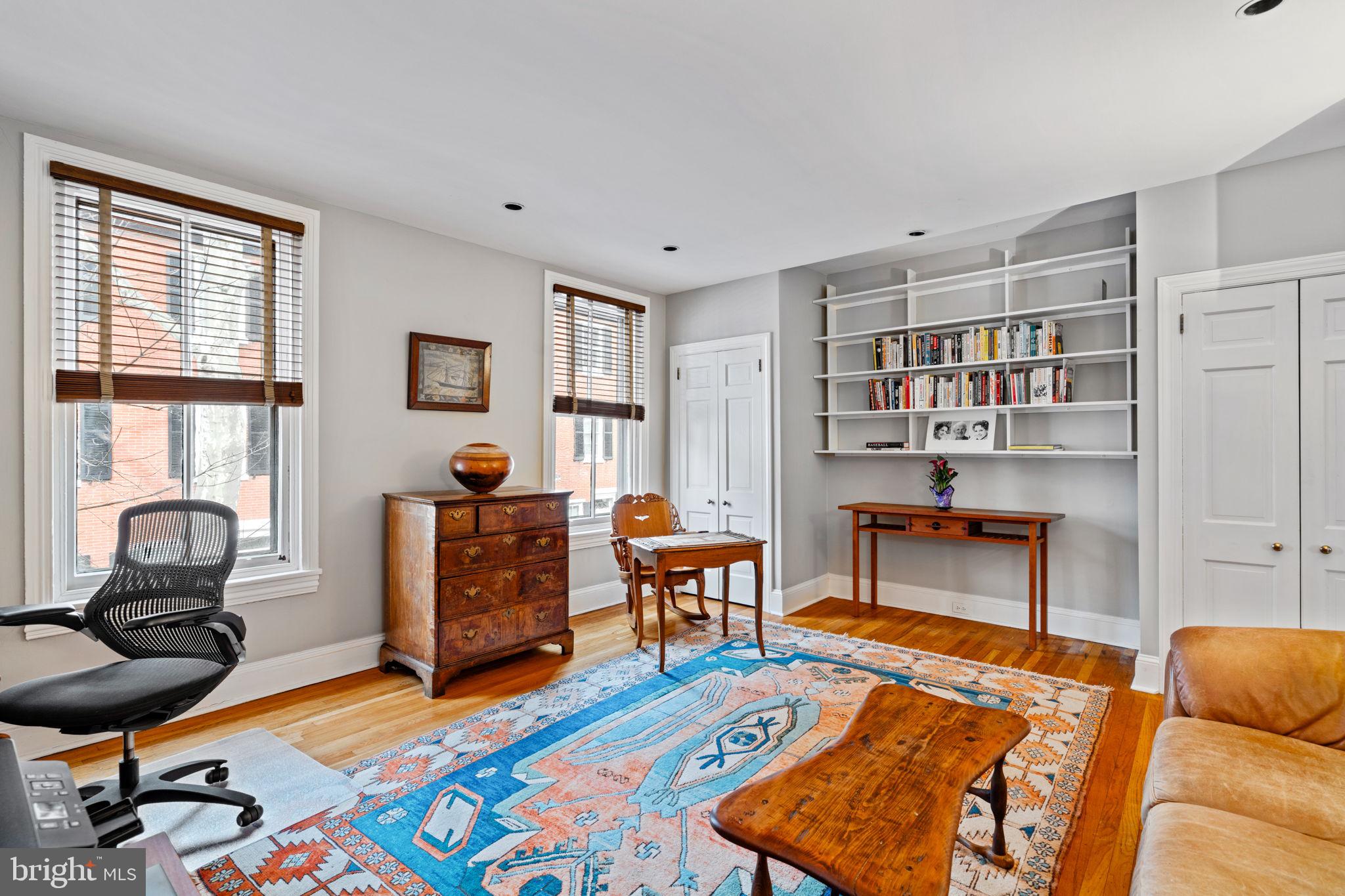 RITTENHOUSE SQUARE - Residential